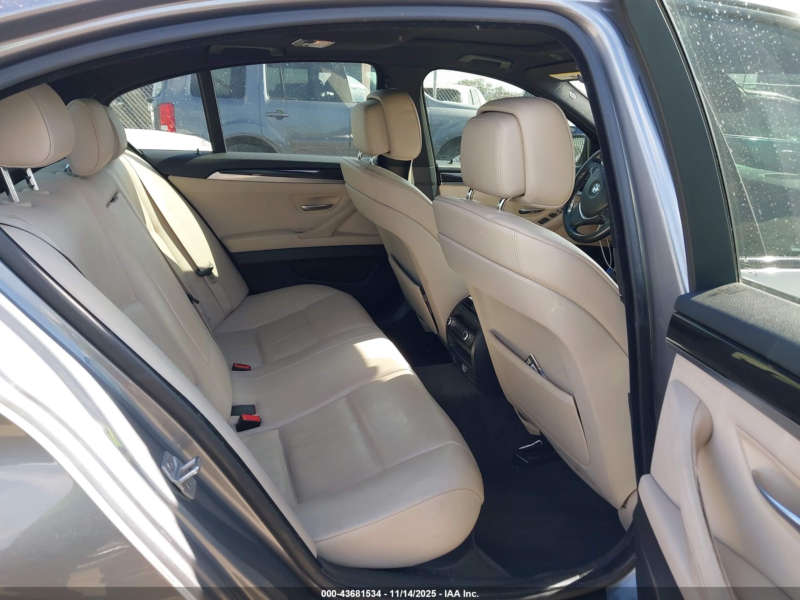 2013 Bmw Activehybrid 5   Серебряный vin: WBAFZ9C5XDC751992