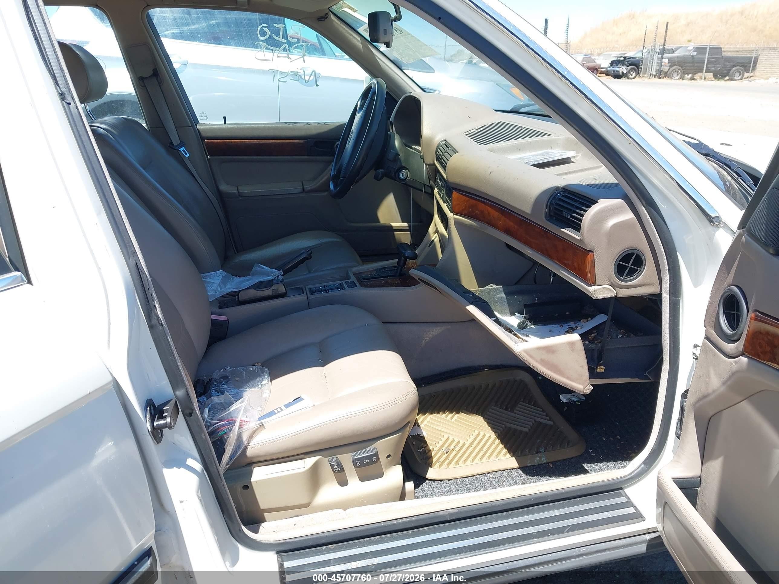 1991 Bmw 750 Il Automatic White vin: WBAGC8310MDC78971