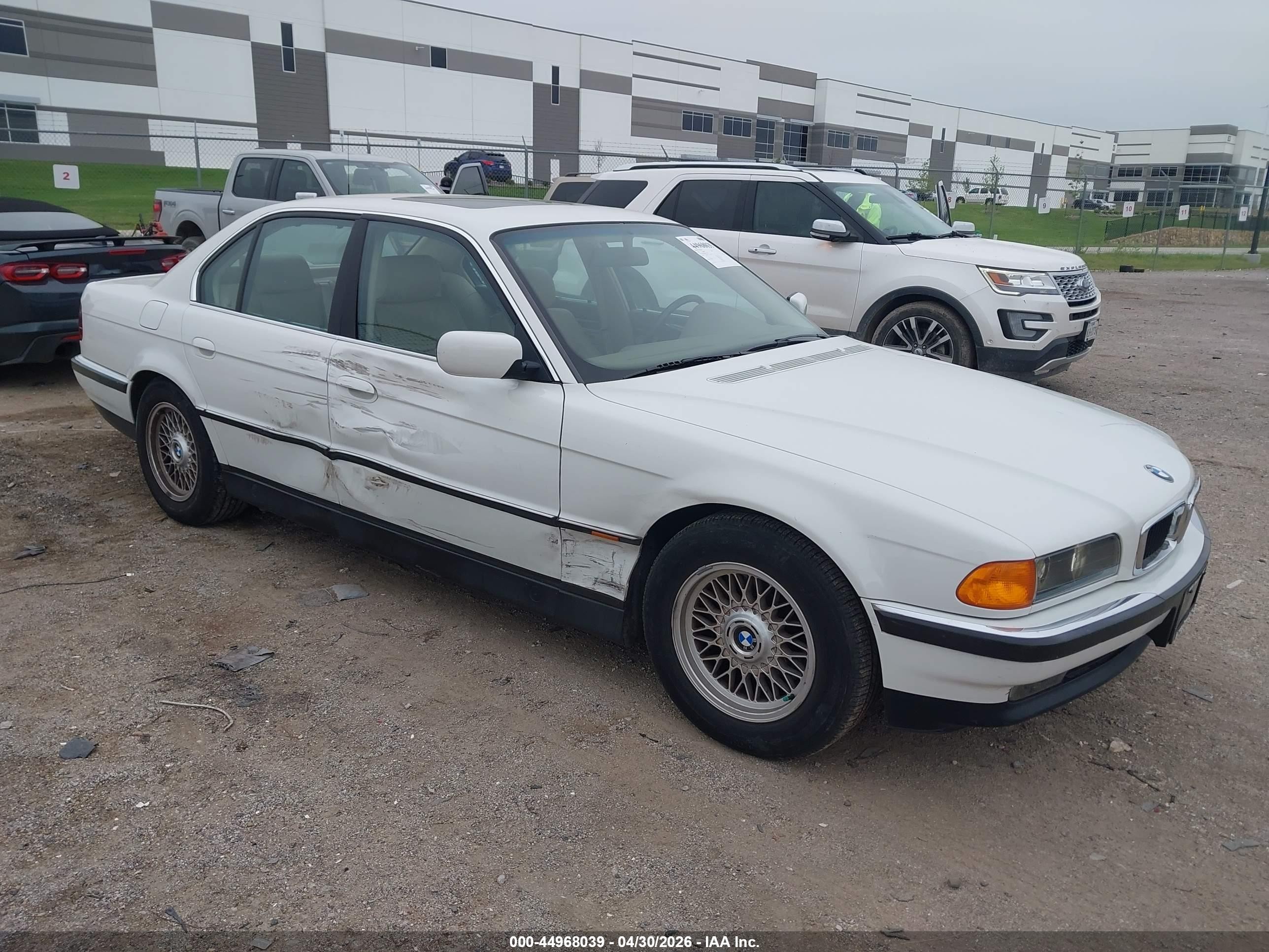 1998 Bmw 740ia   White vin: WBAGF8321WDL51359