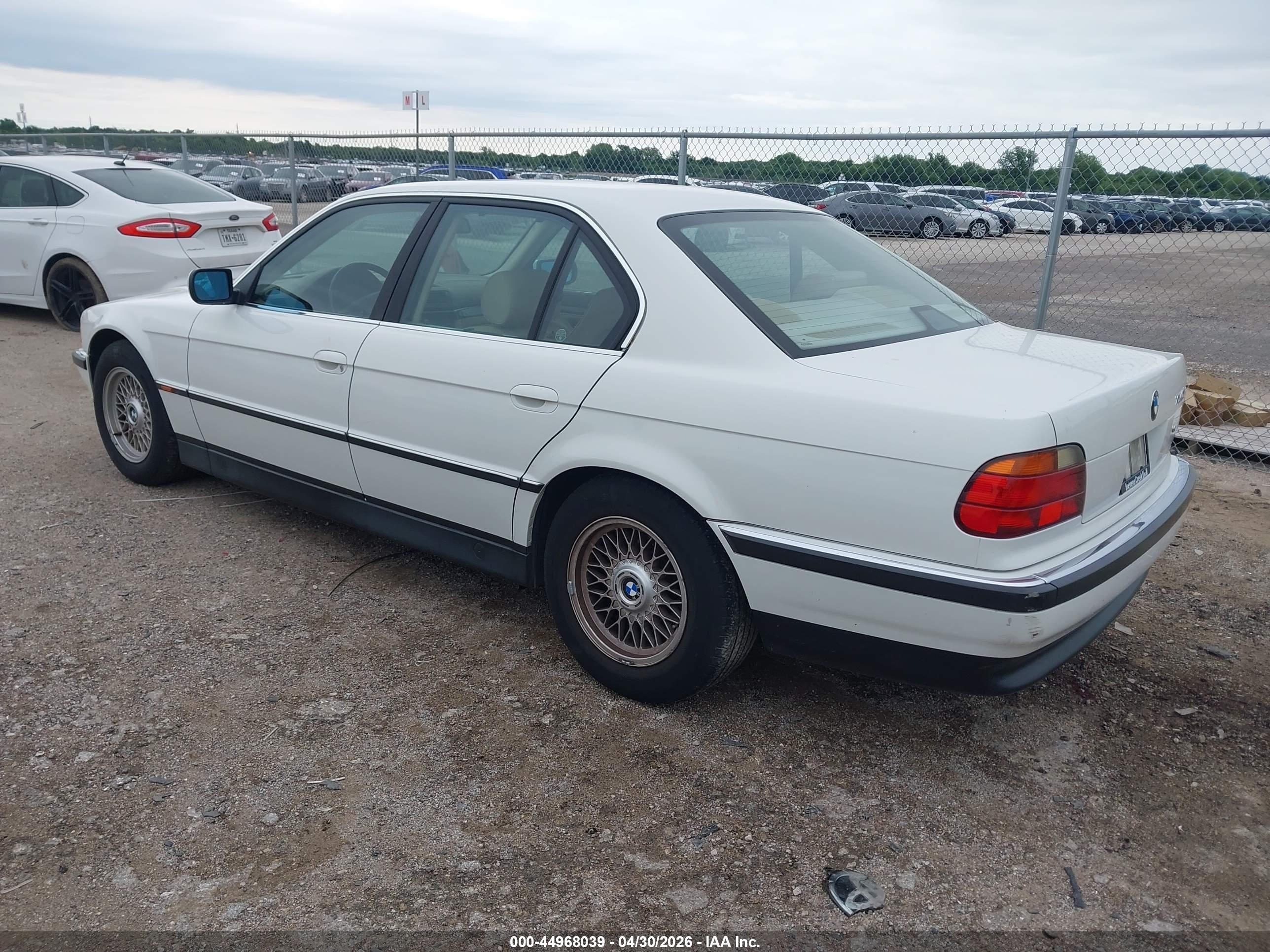 1998 Bmw 740ia   White vin: WBAGF8321WDL51359