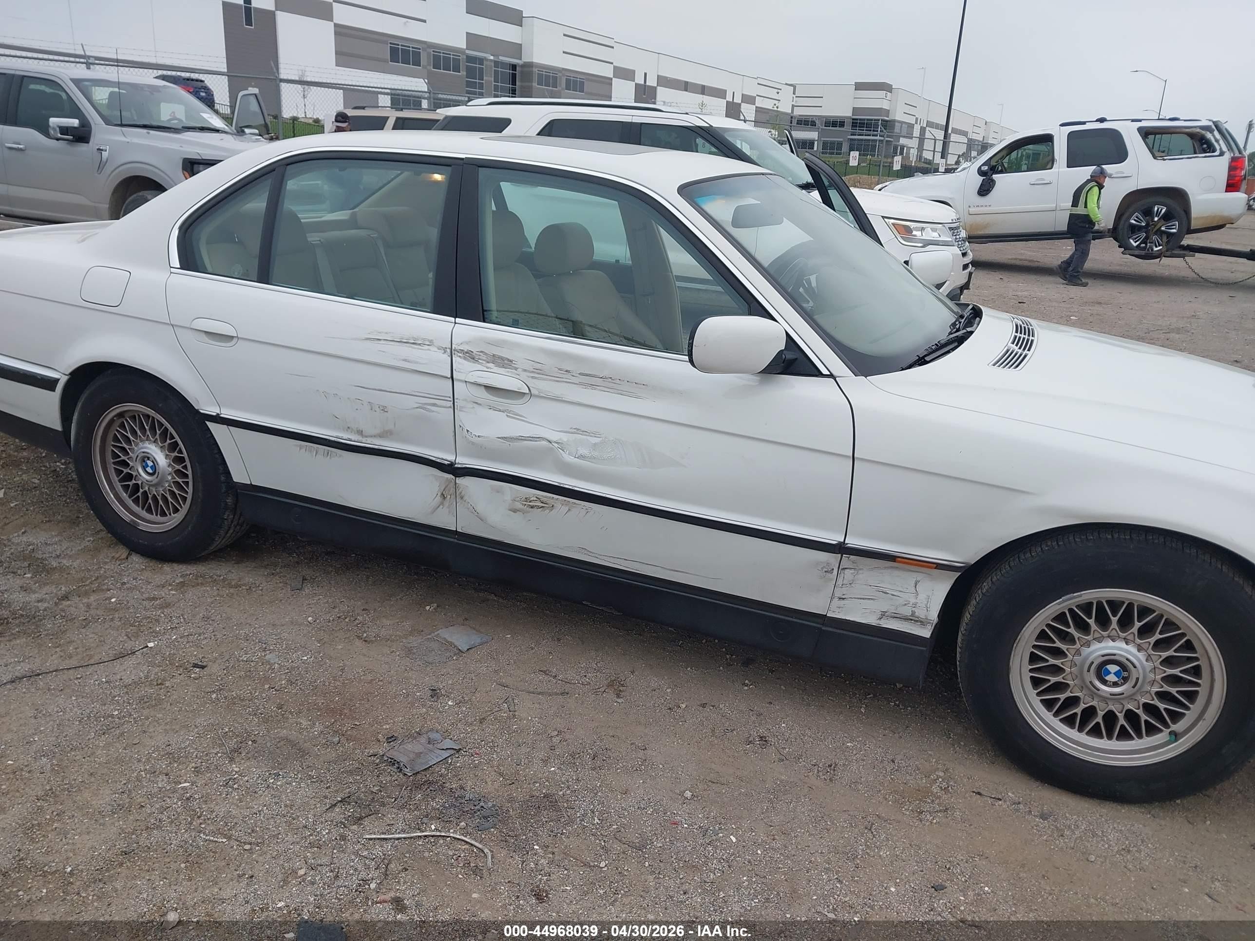 1998 Bmw 740ia   White vin: WBAGF8321WDL51359