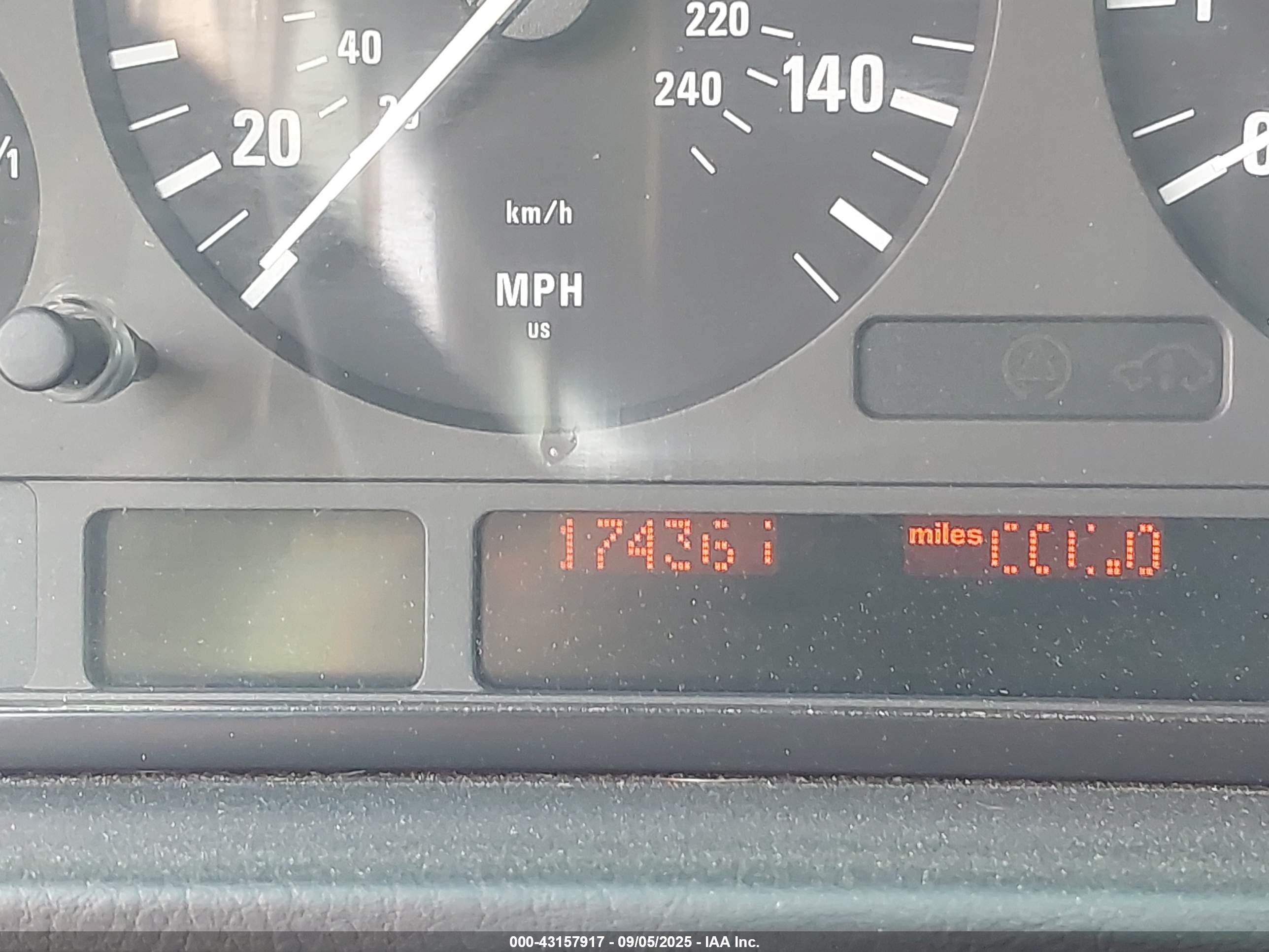 1997 Bmw 740ia   Silver vin: WBAGF8324VDL48308