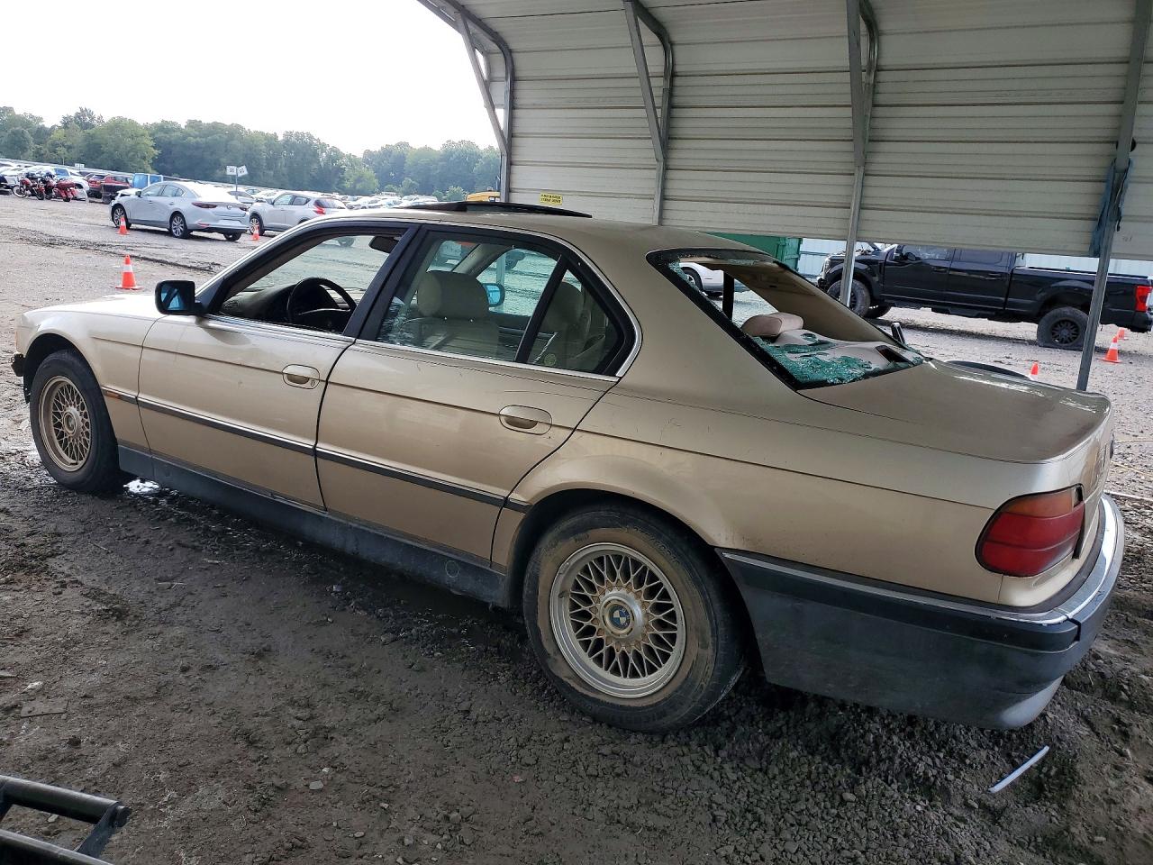 1998 Bmw 740 I Automatic Gold vin: WBAGF8327WDL53102