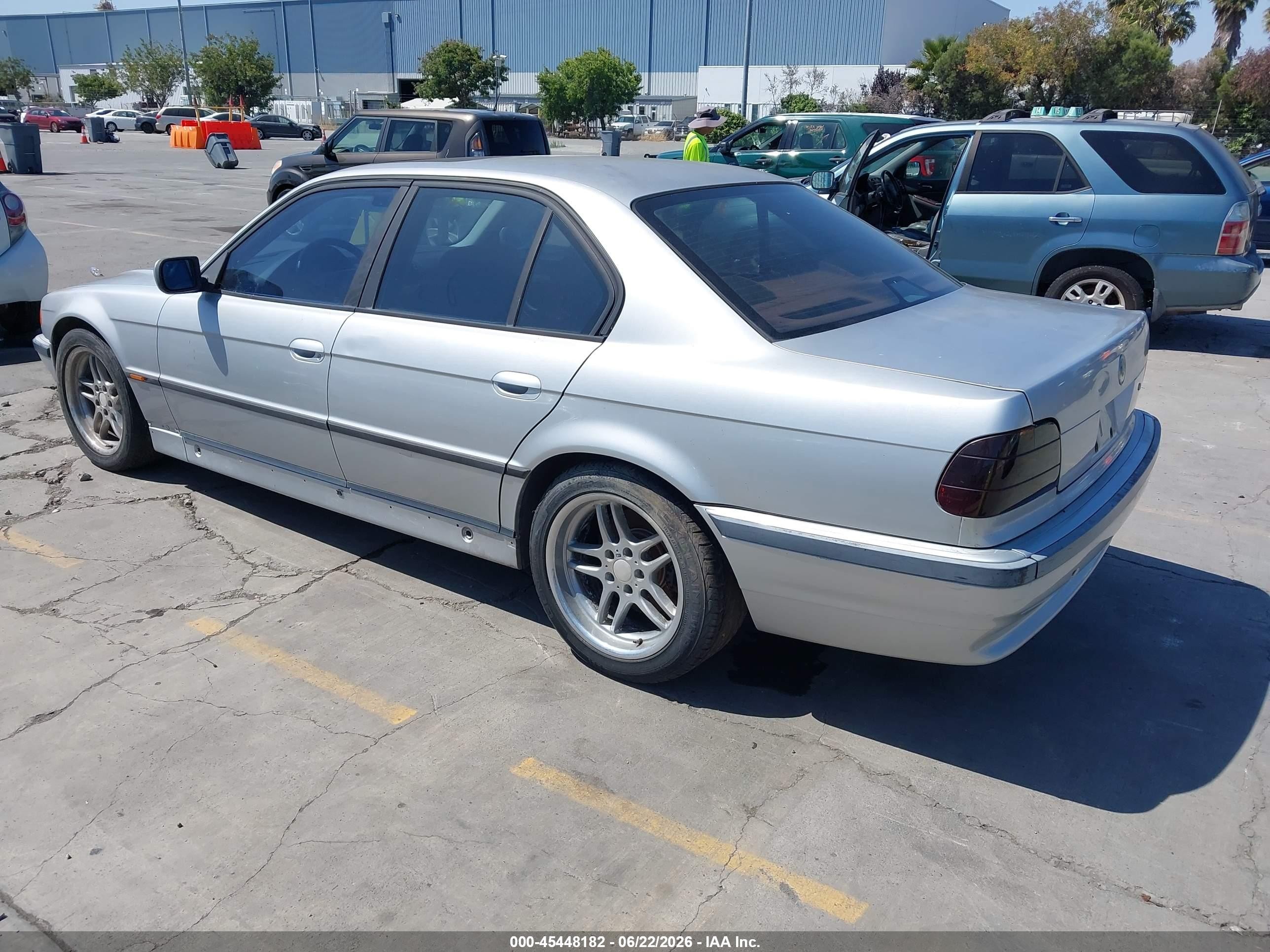1999 Bmw 740ia   Silver vin: WBAGG8335XDN75287