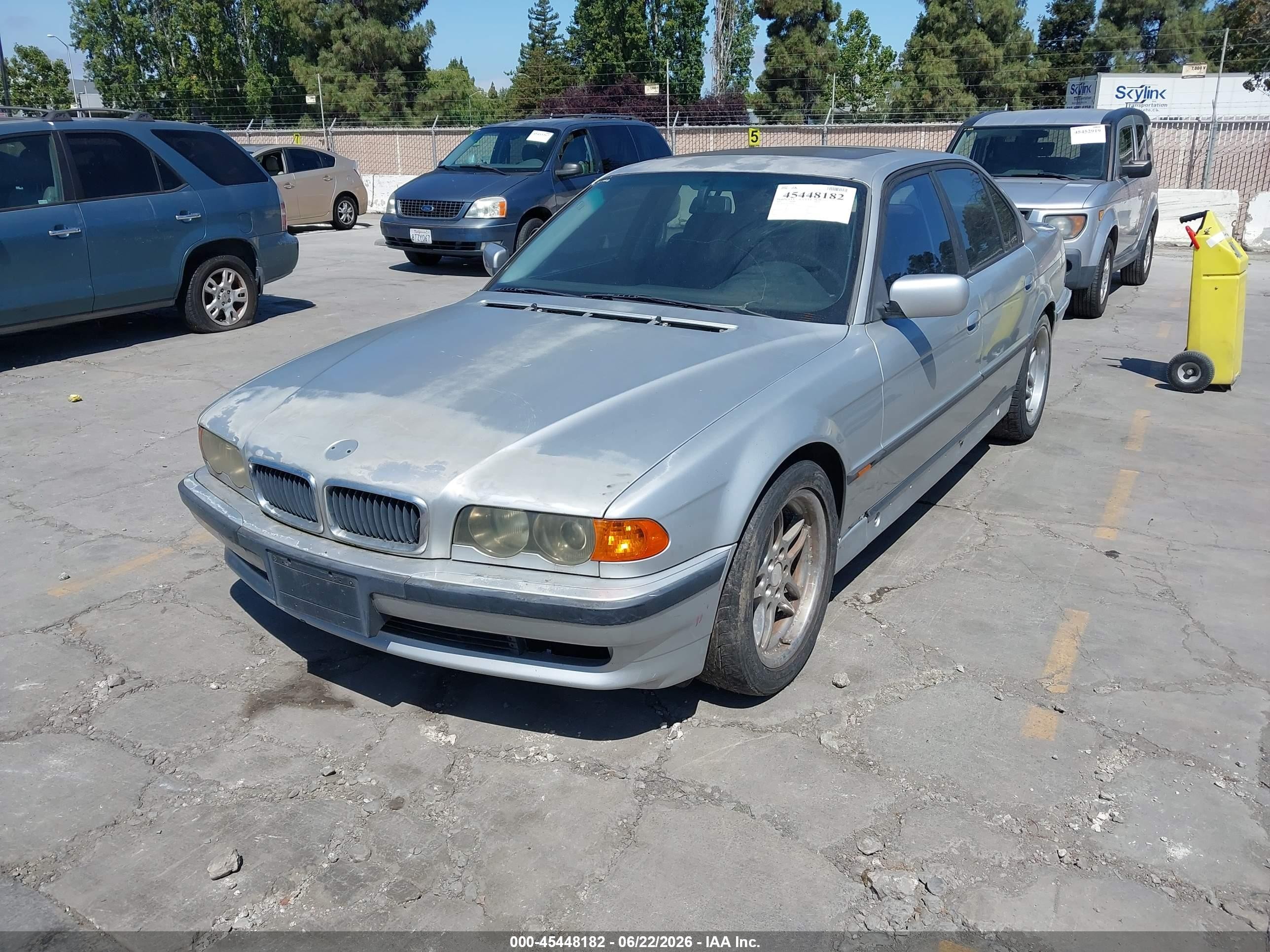 1999 Bmw 740ia   Silver vin: WBAGG8335XDN75287