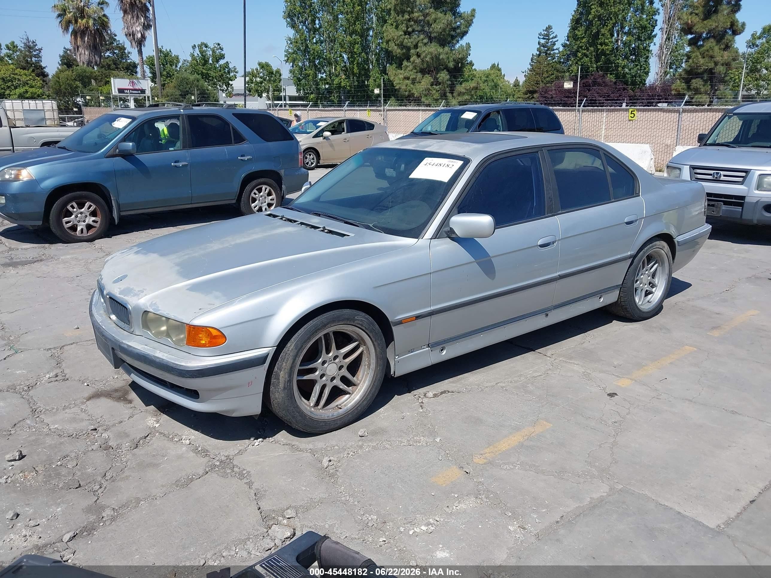 1999 Bmw 740ia   Silver vin: WBAGG8335XDN75287