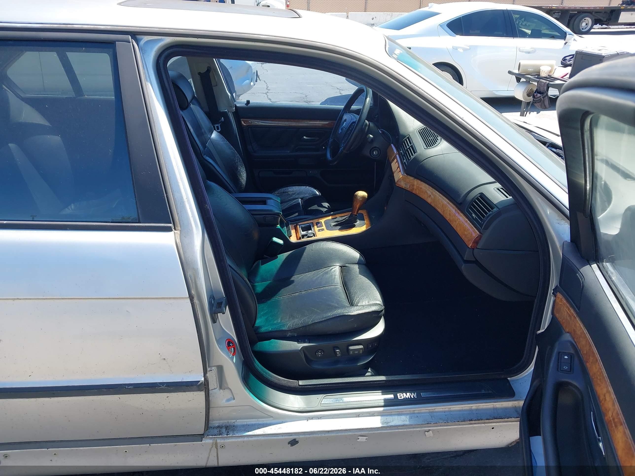 1999 Bmw 740ia   Silver vin: WBAGG8335XDN75287