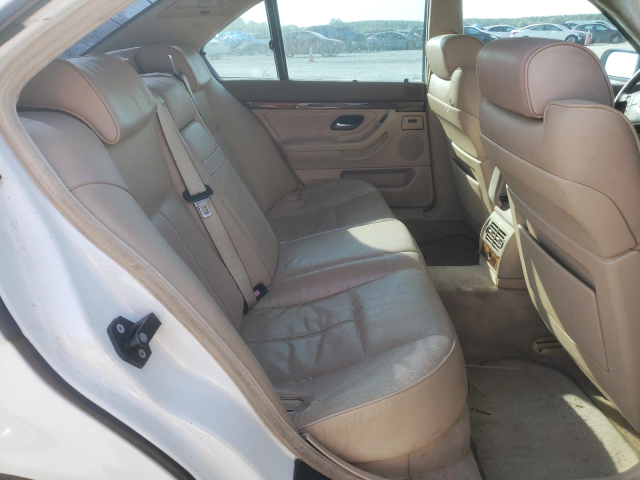 2000 Bmw 740 I Automatic   Белый vin: WBAGG8341YDN77869