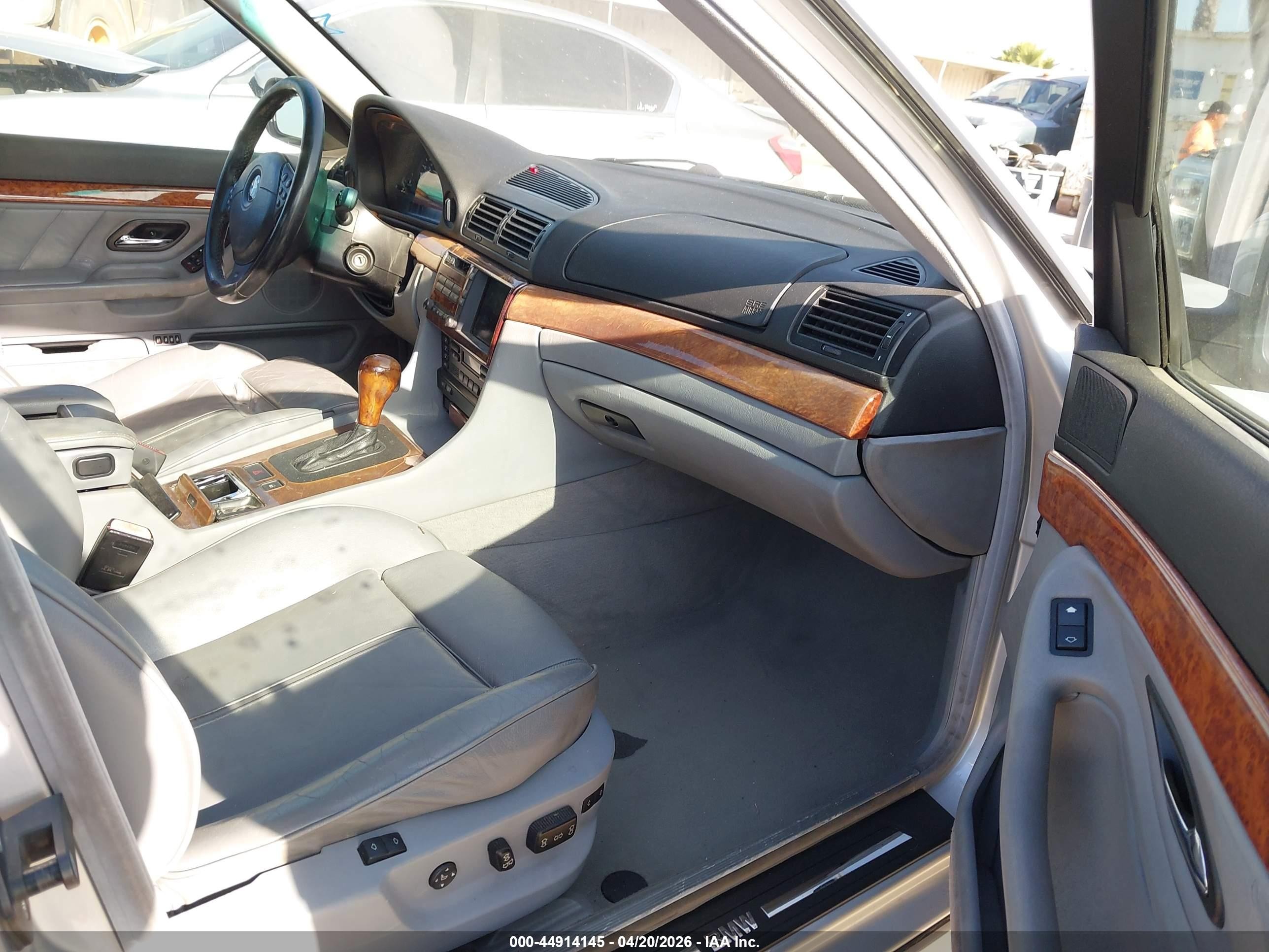 2001 Bmw 740ia   Silver vin: WBAGG83421DN83007