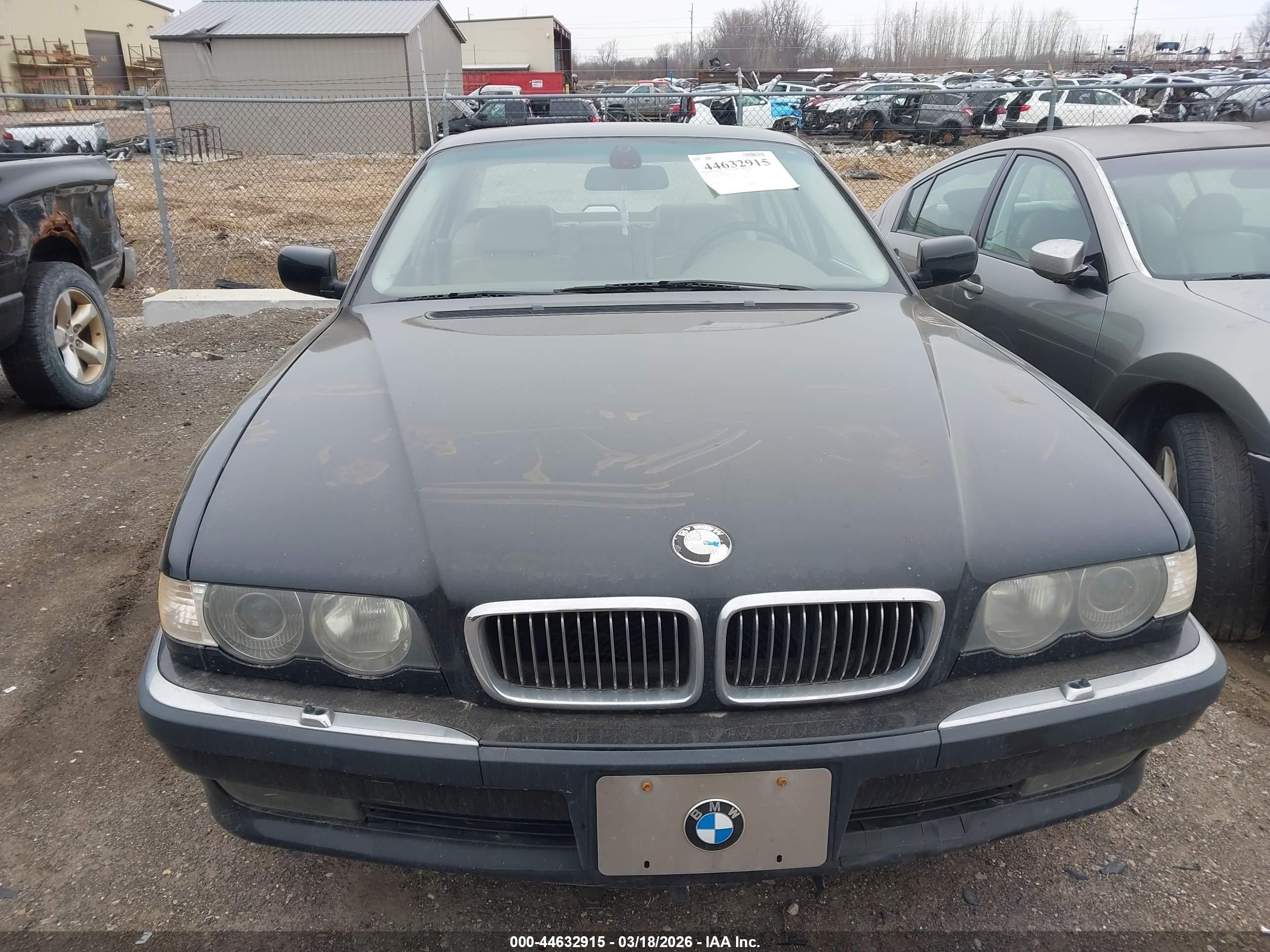 2001 Bmw 740ia   Black vin: WBAGG83441DN81999