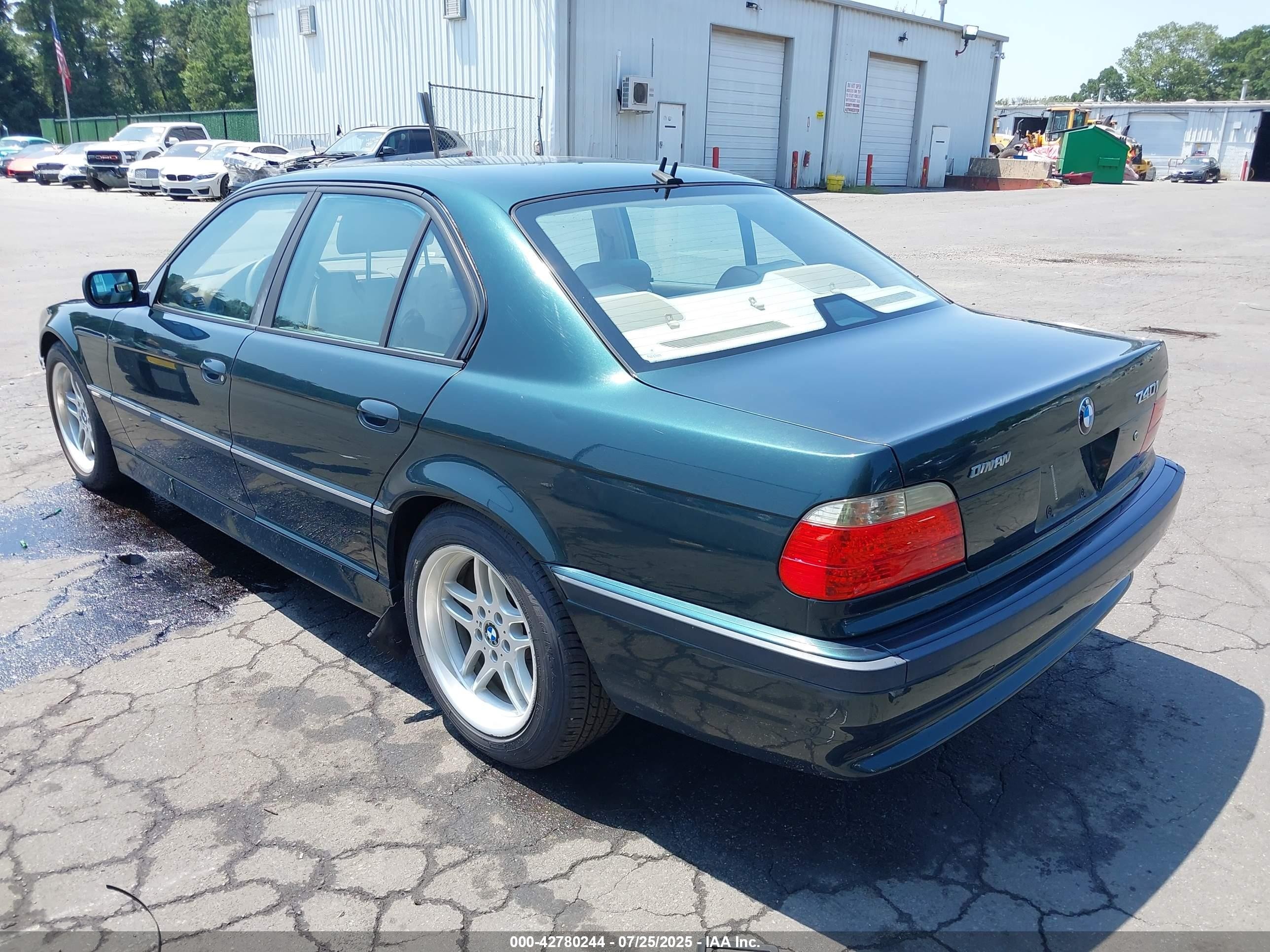 2001 Bmw 740ia   Green vin: WBAGG83441DN86927