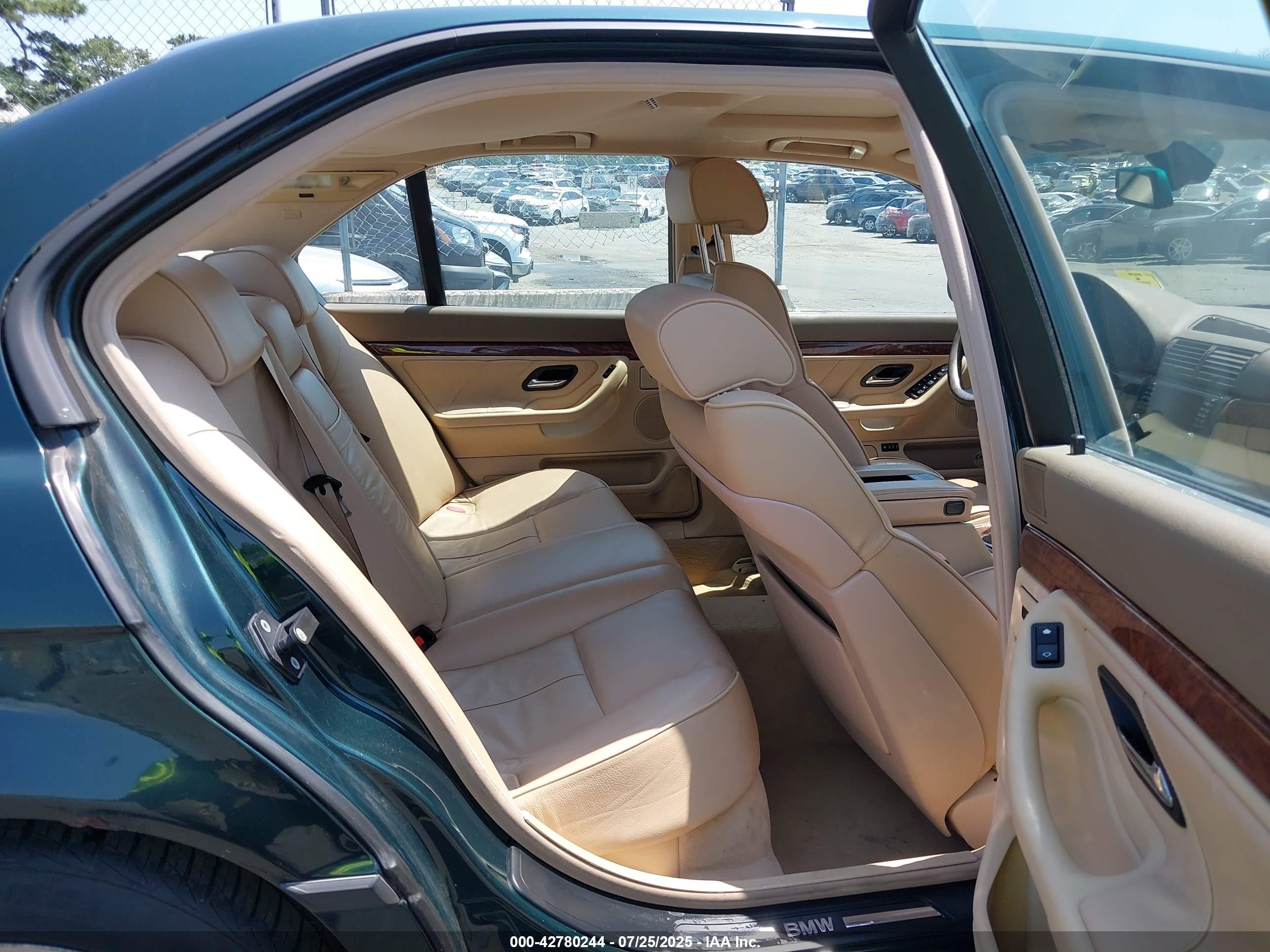 2001 Bmw 740ia   Green vin: WBAGG83441DN86927
