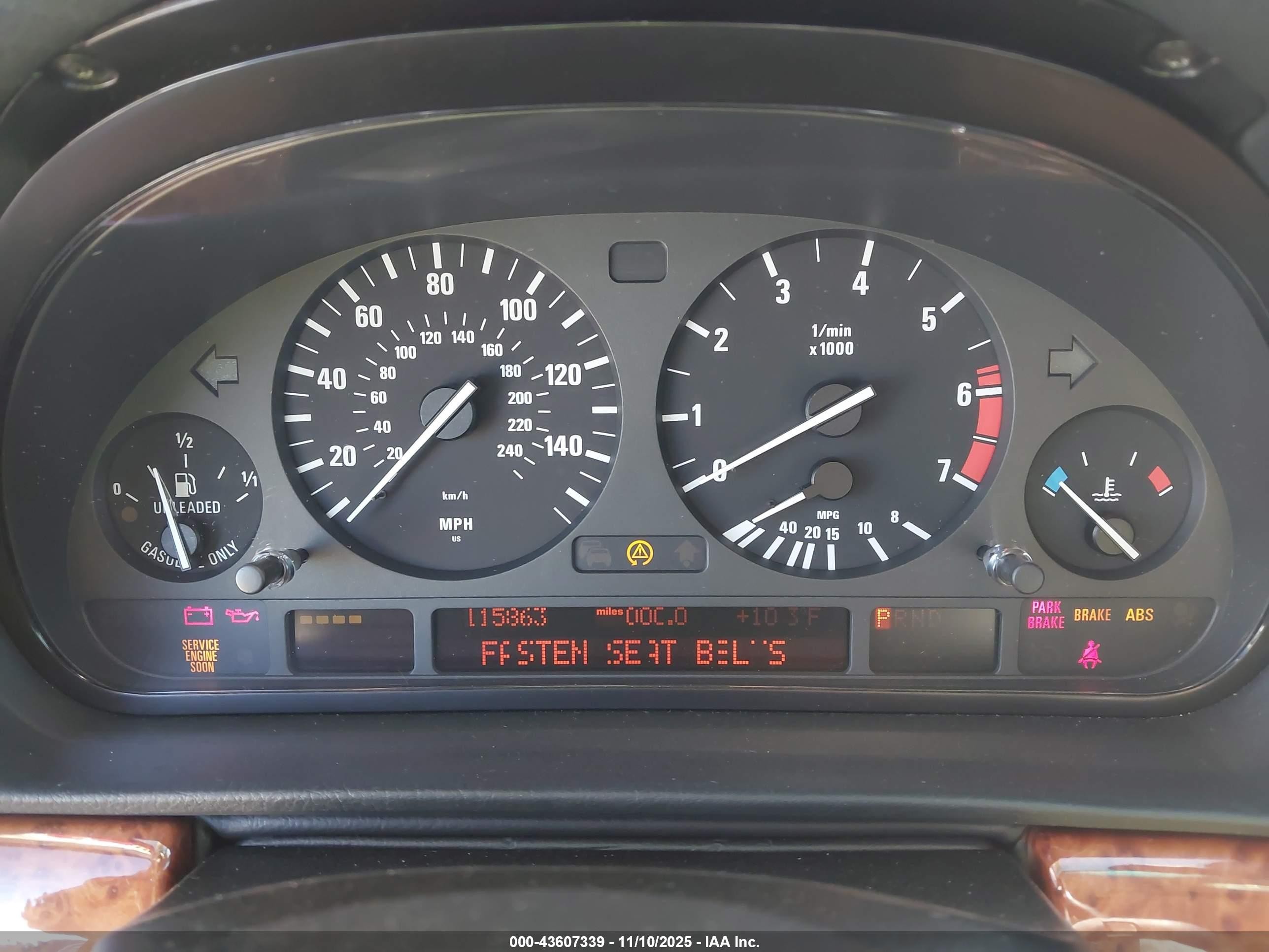 2001 Bmw 740ia   Red vin: WBAGG83451DN86175