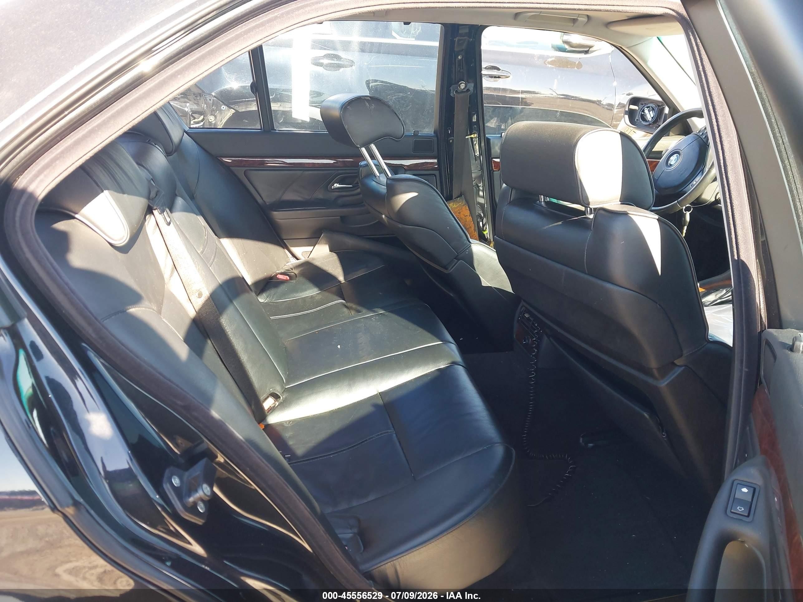 2001 Bmw 740ia   Black vin: WBAGG83471DN84640