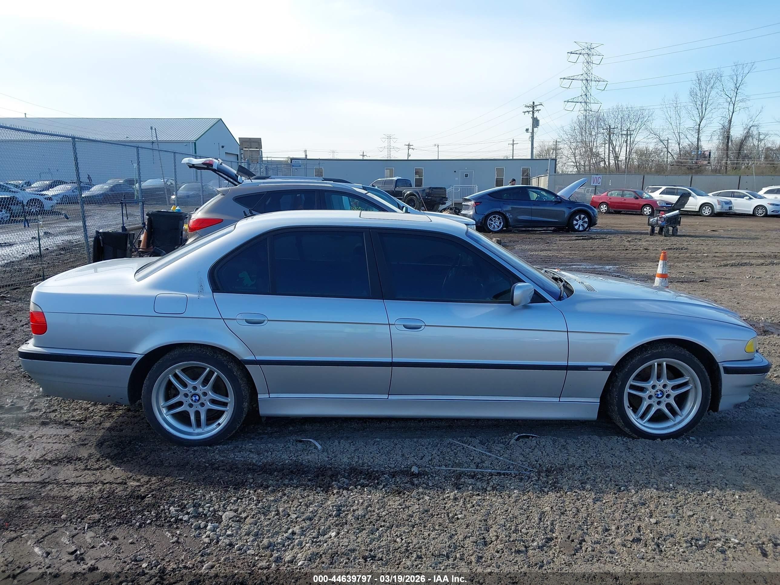 2001 Bmw 740ia   Silver vin: WBAGG83491DN84140