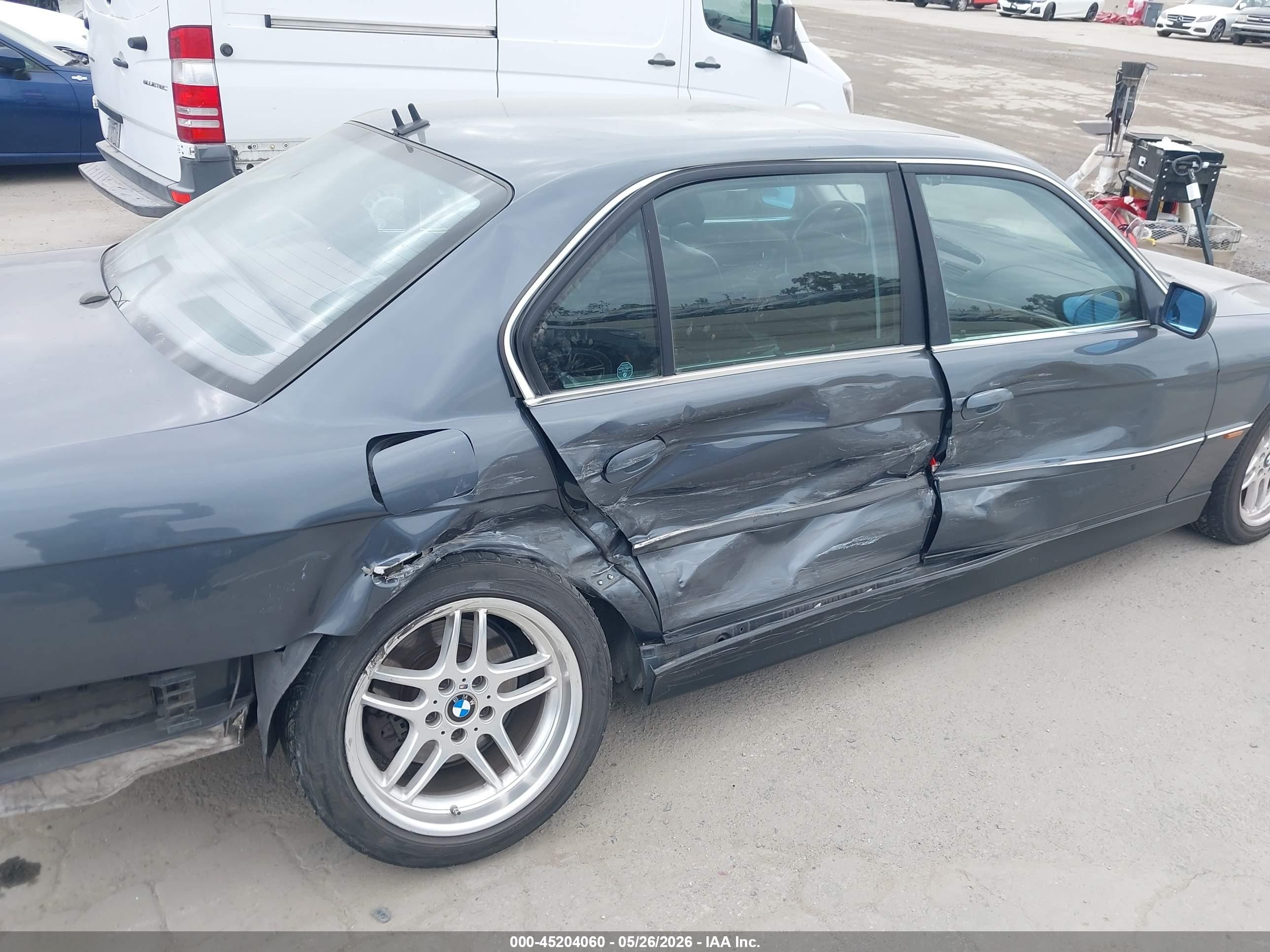 2000 Bmw 740il   Gray vin: WBAGH8340YDP08450