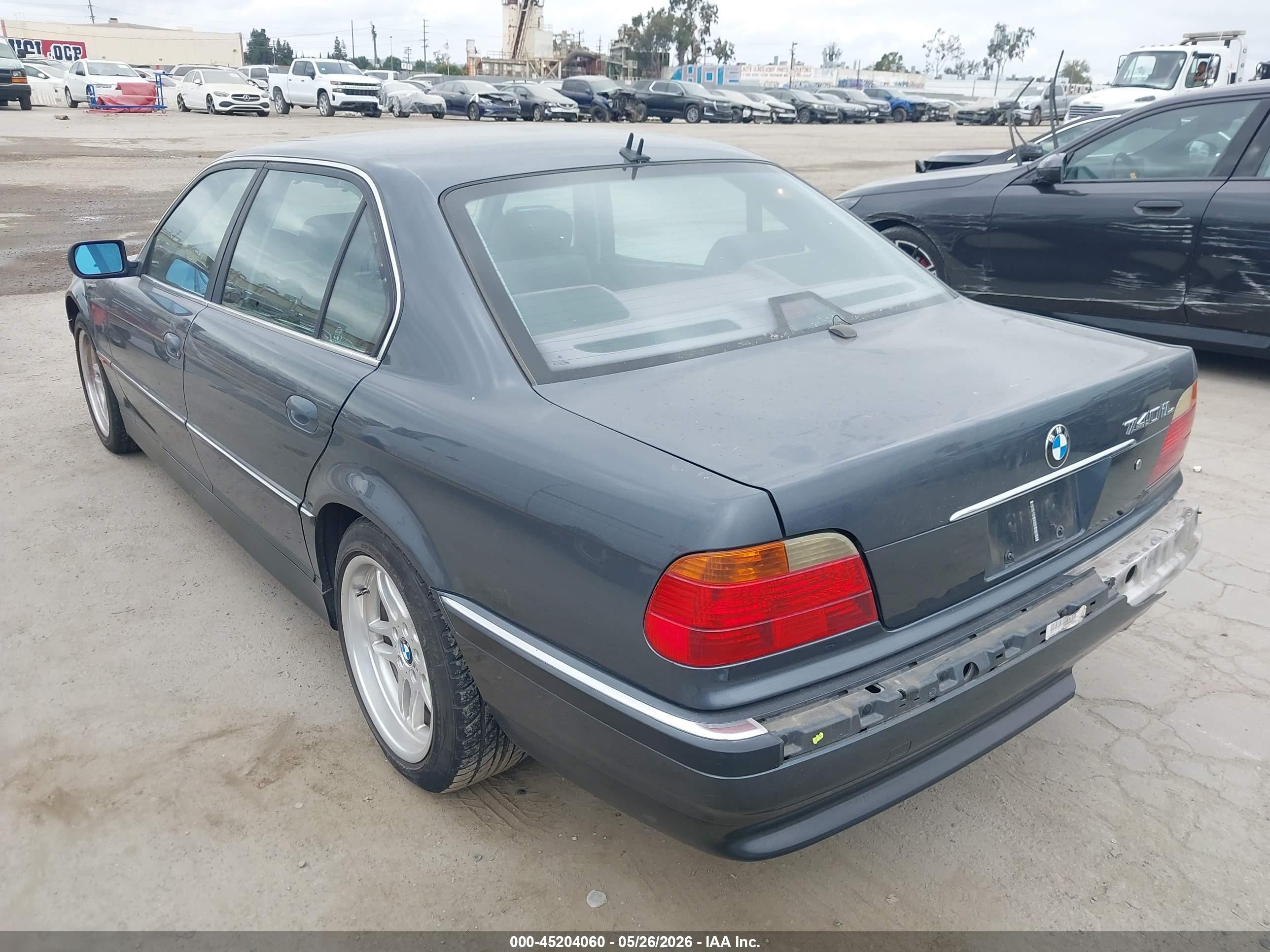 2000 Bmw 740il   Gray vin: WBAGH8340YDP08450