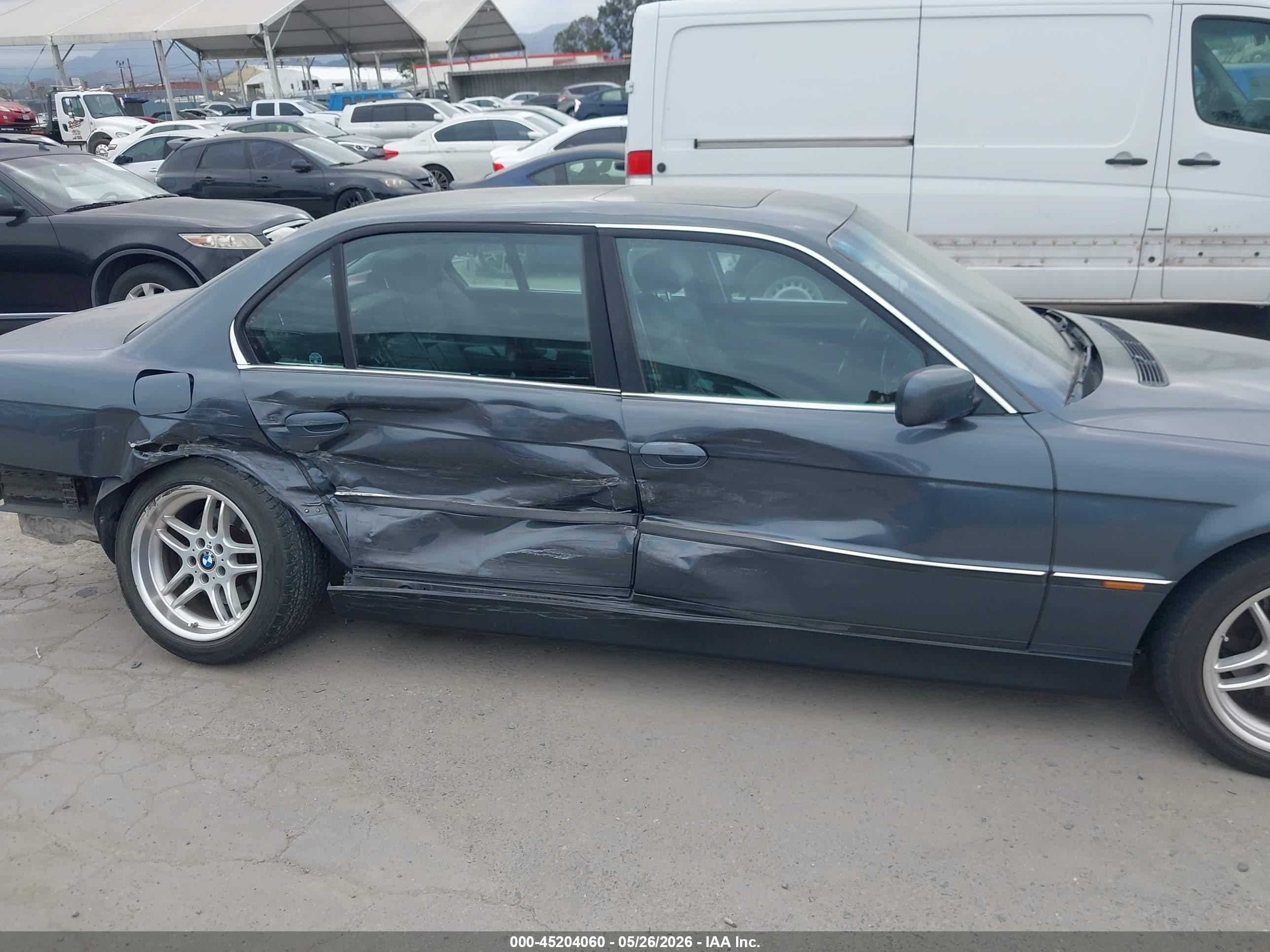 2000 Bmw 740il   Gray vin: WBAGH8340YDP08450