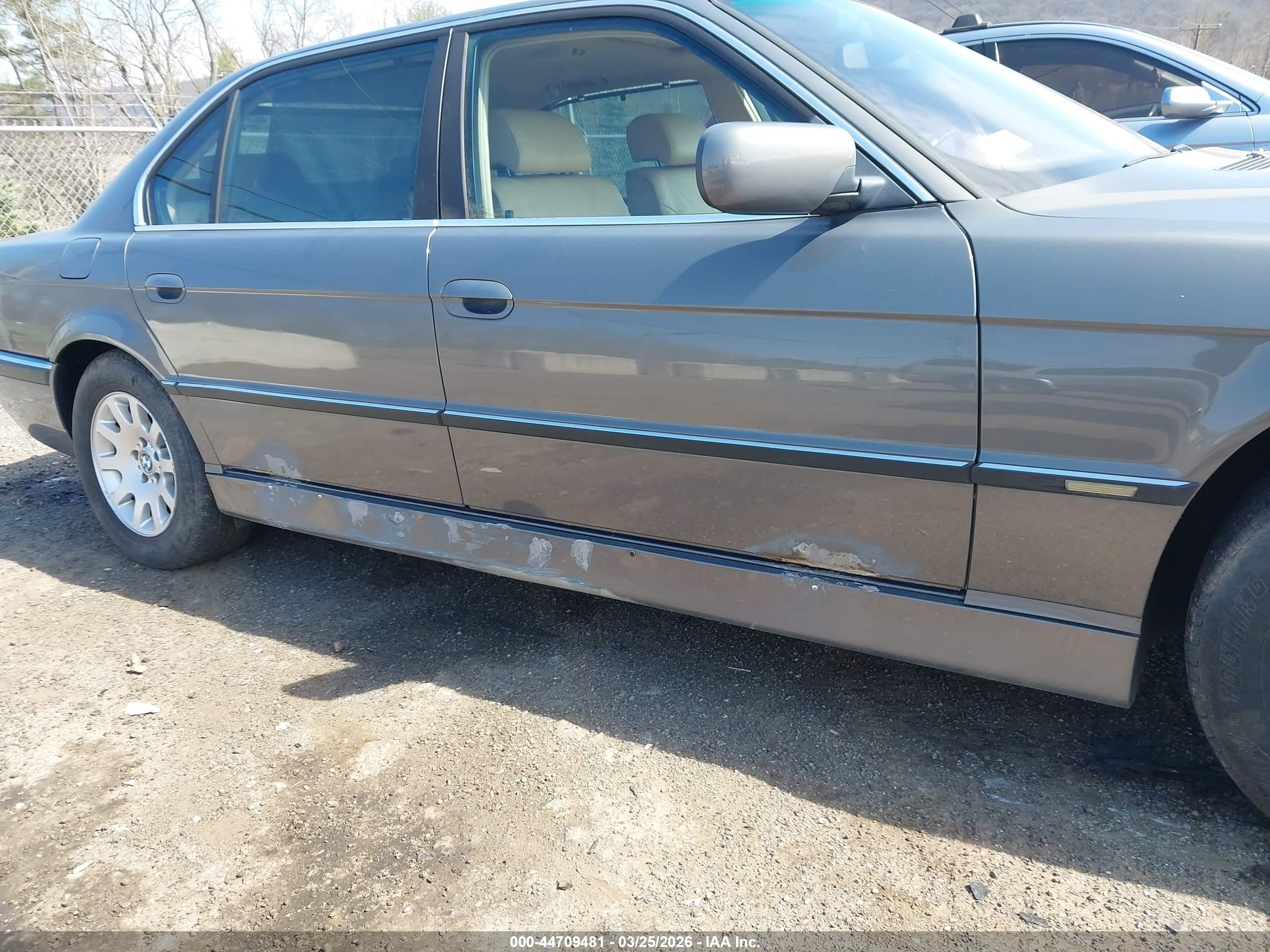 2001 Bmw 740il   Gray vin: WBAGH83411DP26770
