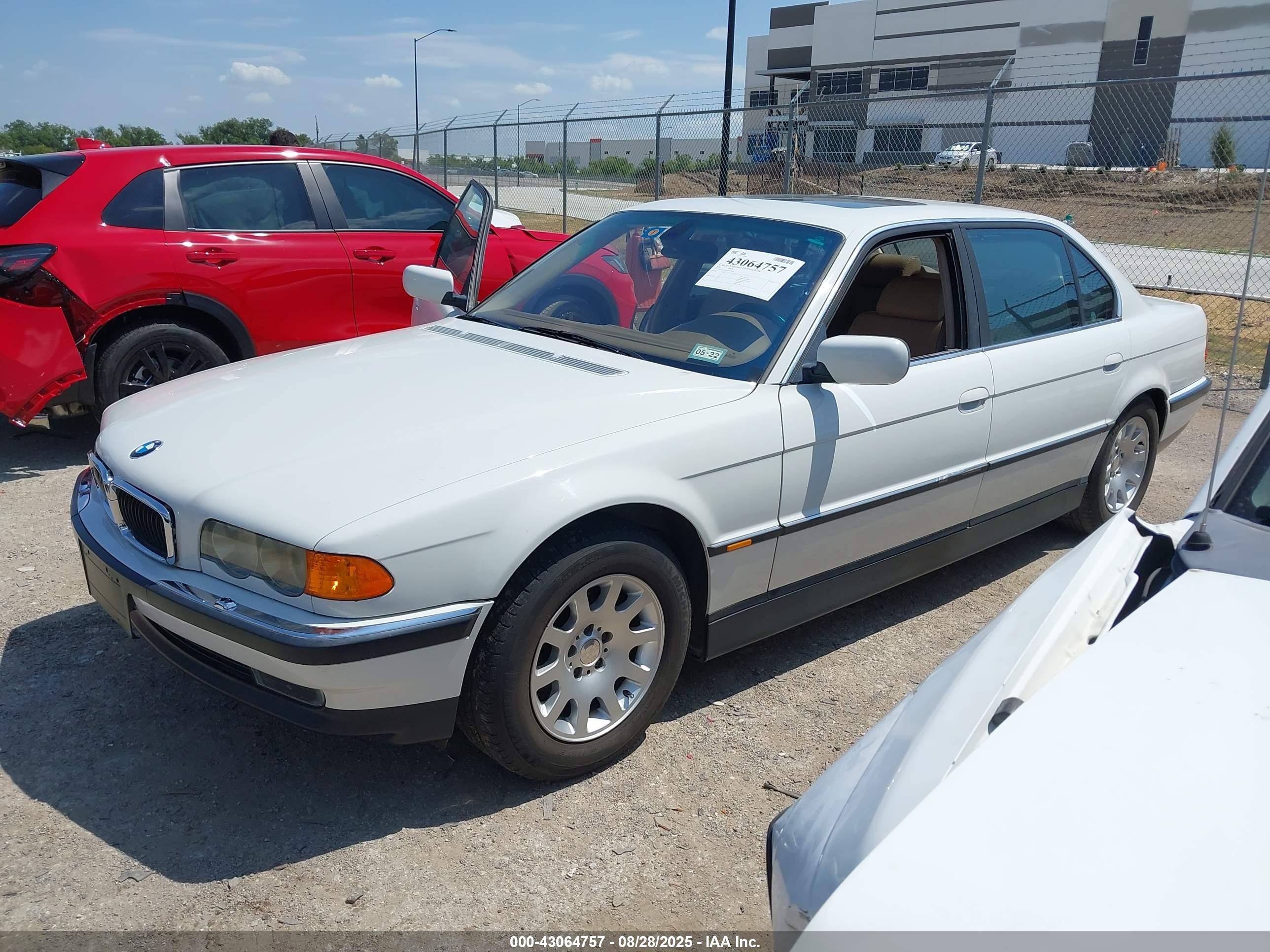 2000 Bmw 740 Il White vin: WBAGH8341YDP07890