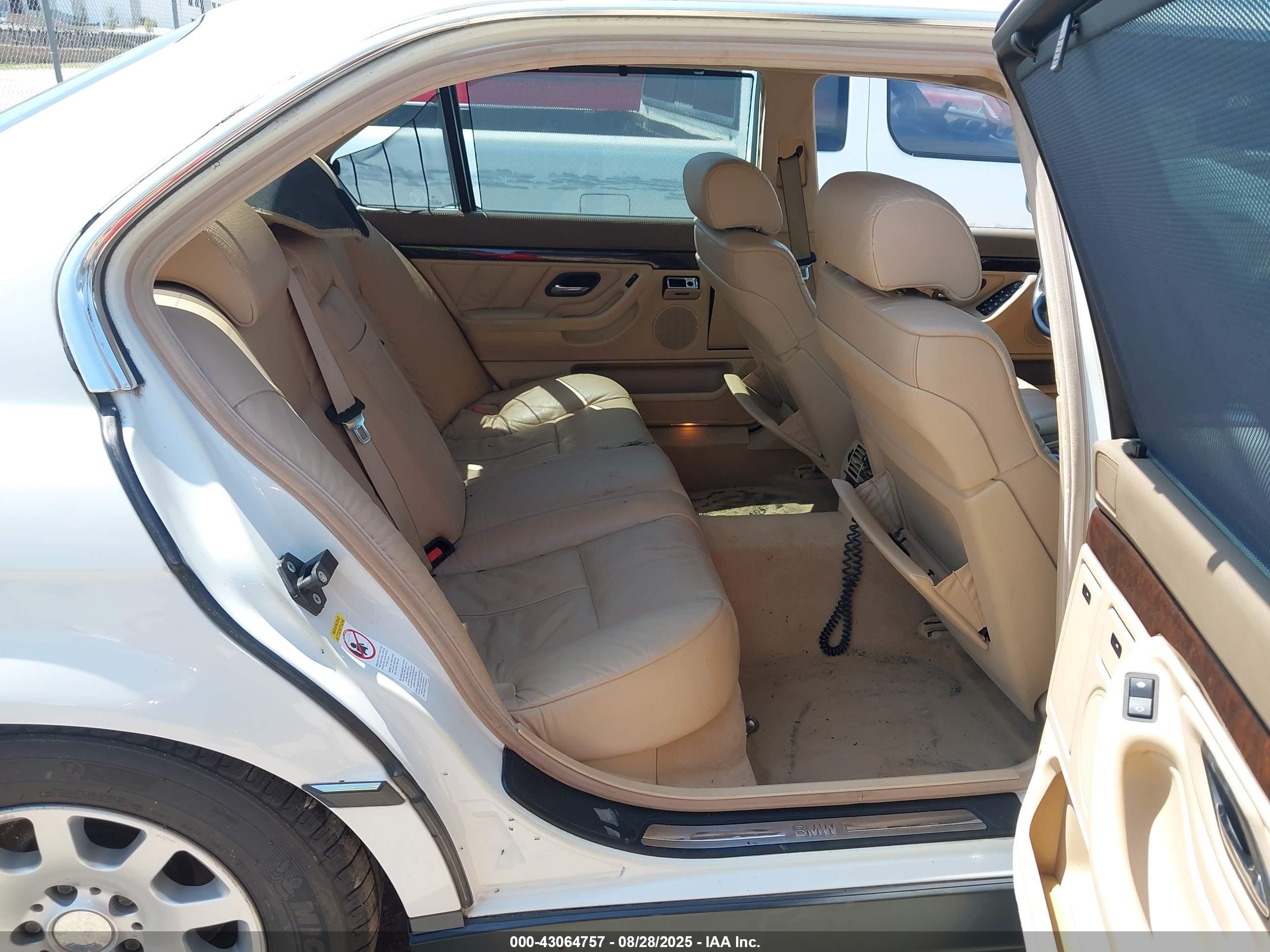 2000 Bmw 740 Il White vin: WBAGH8341YDP07890