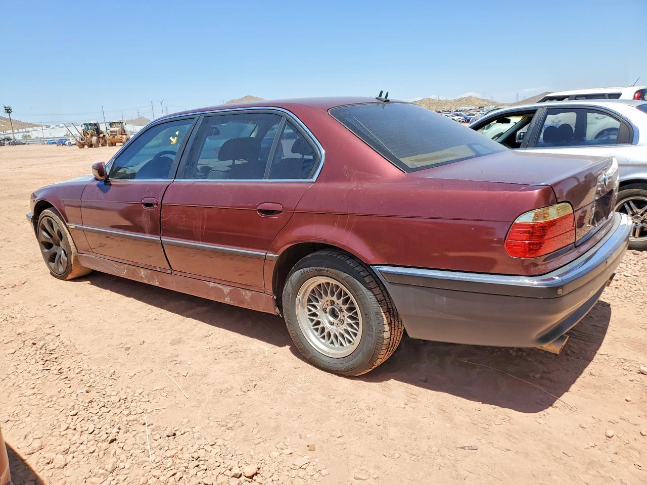 2001 Bmw 740 Il Maroon vin: WBAGH83421DP19651