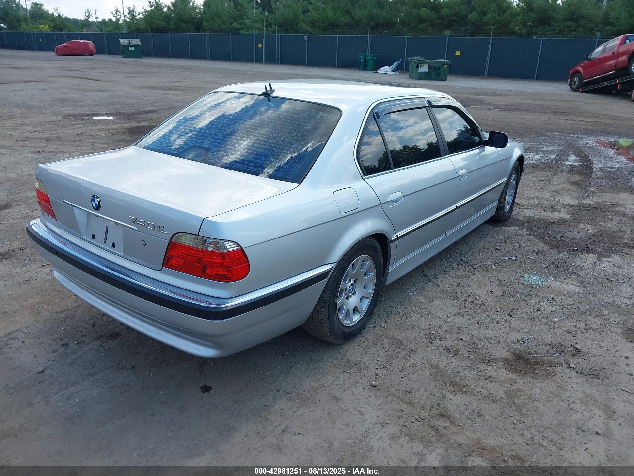 2001 Bmw 740il   Серебряный vin: WBAGH83421DP23327