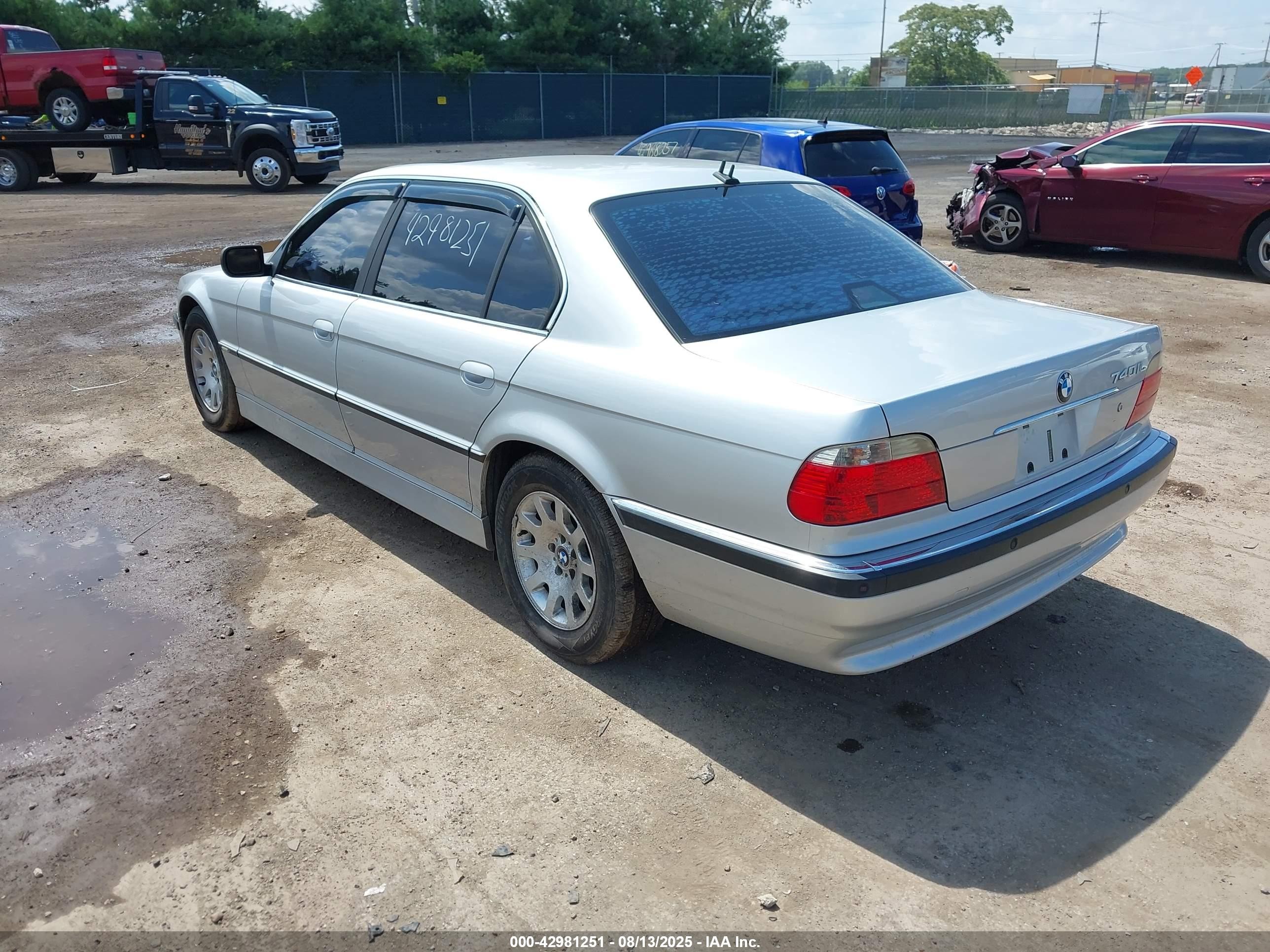 2001 Bmw 740il   Серебряный vin: WBAGH83421DP23327