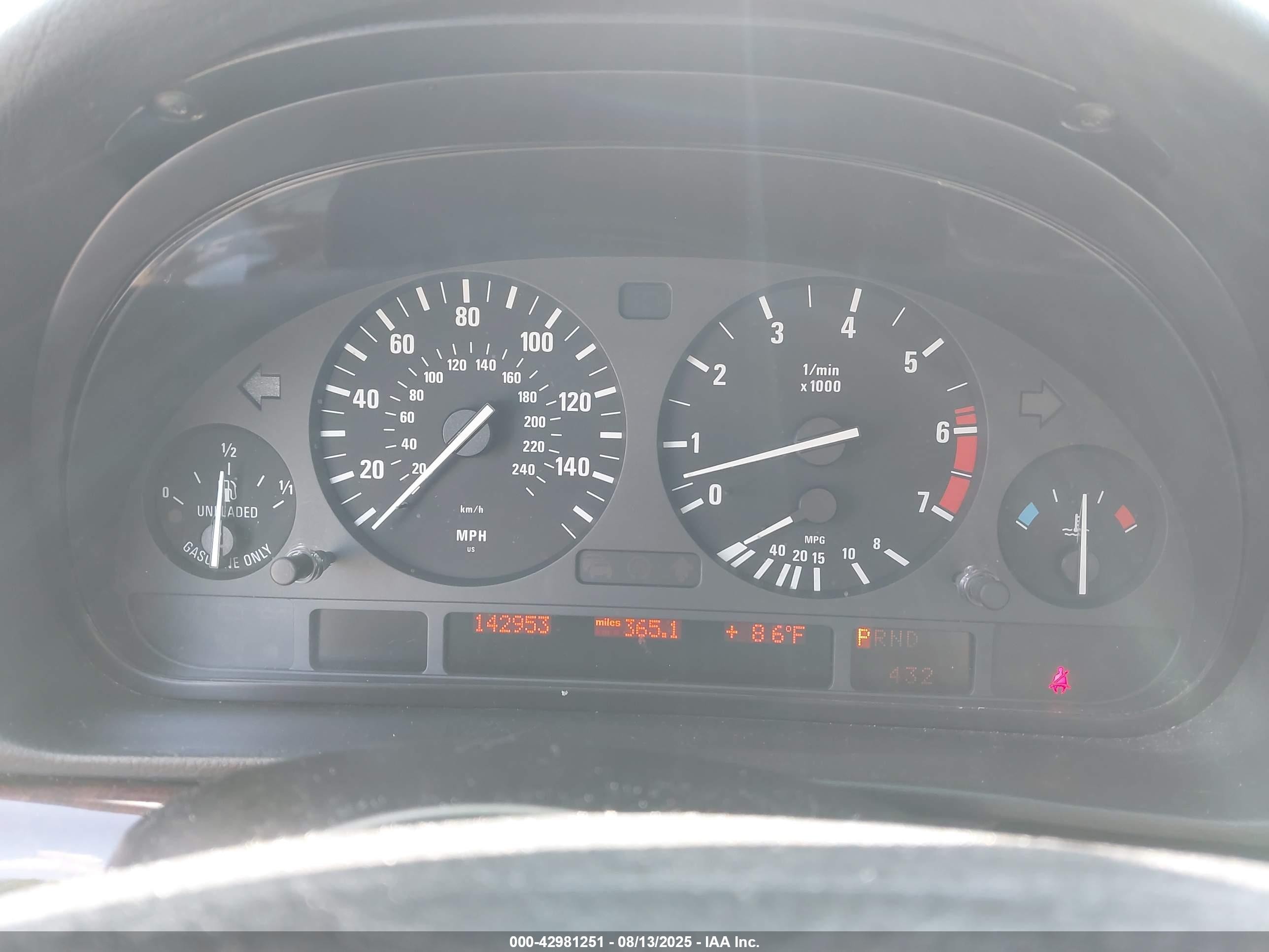 2001 Bmw 740il   Серебряный vin: WBAGH83421DP23327