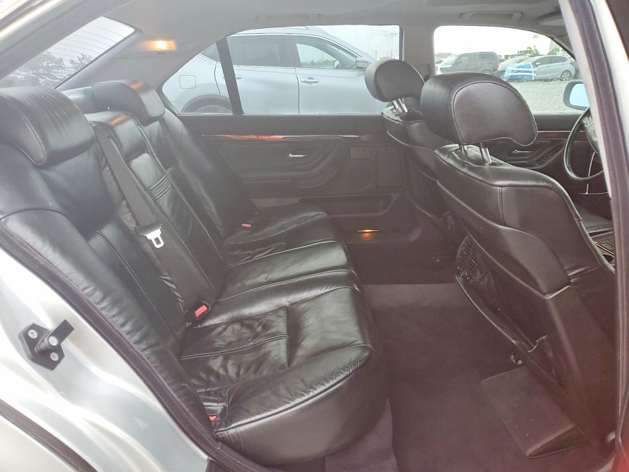 2001 Bmw 740 Il Silver vin: WBAGH83431DP18122