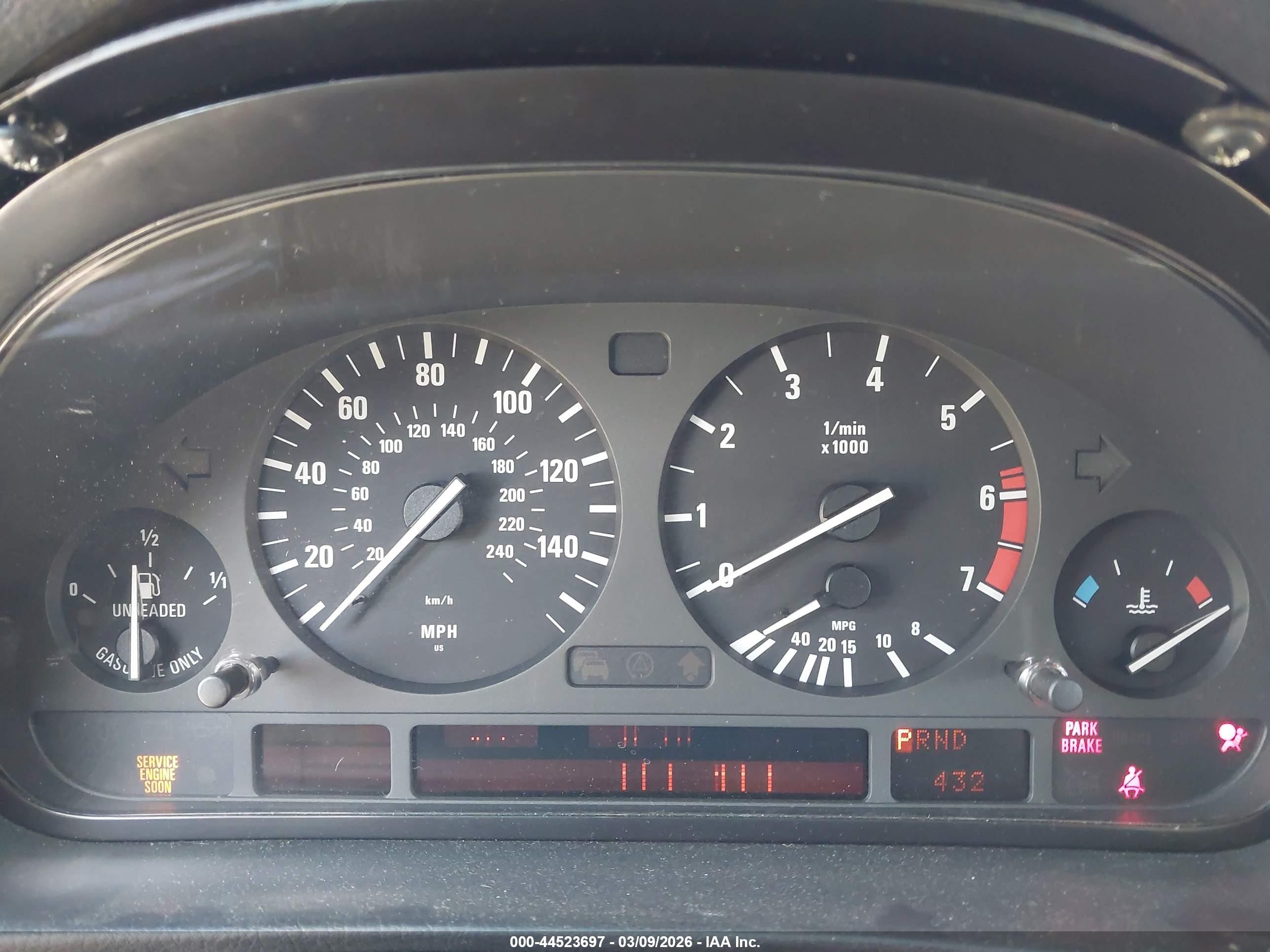 2001 Bmw 740il   Silver vin: WBAGH83431DP31307