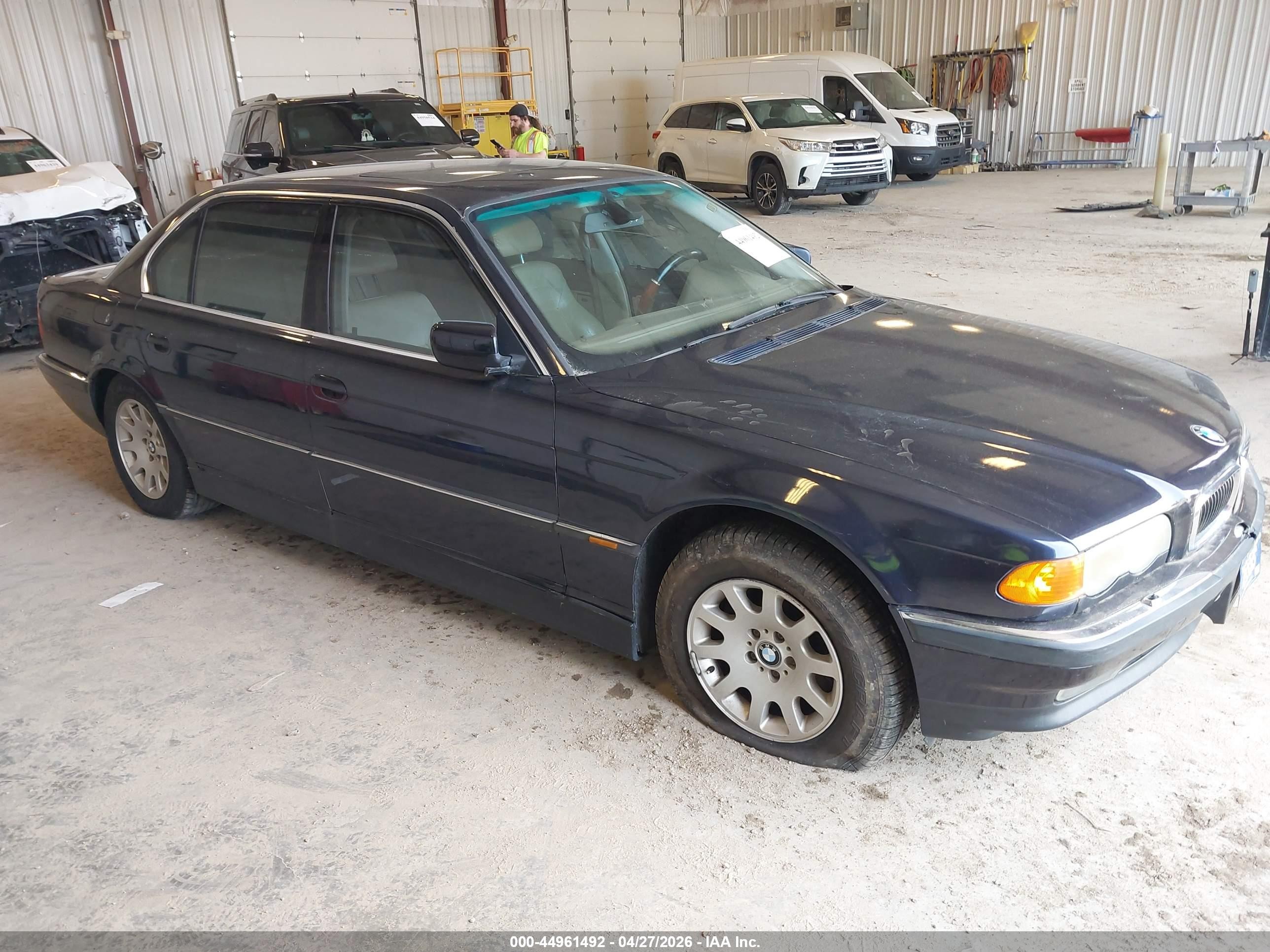 WBAGH8343YDP07762
