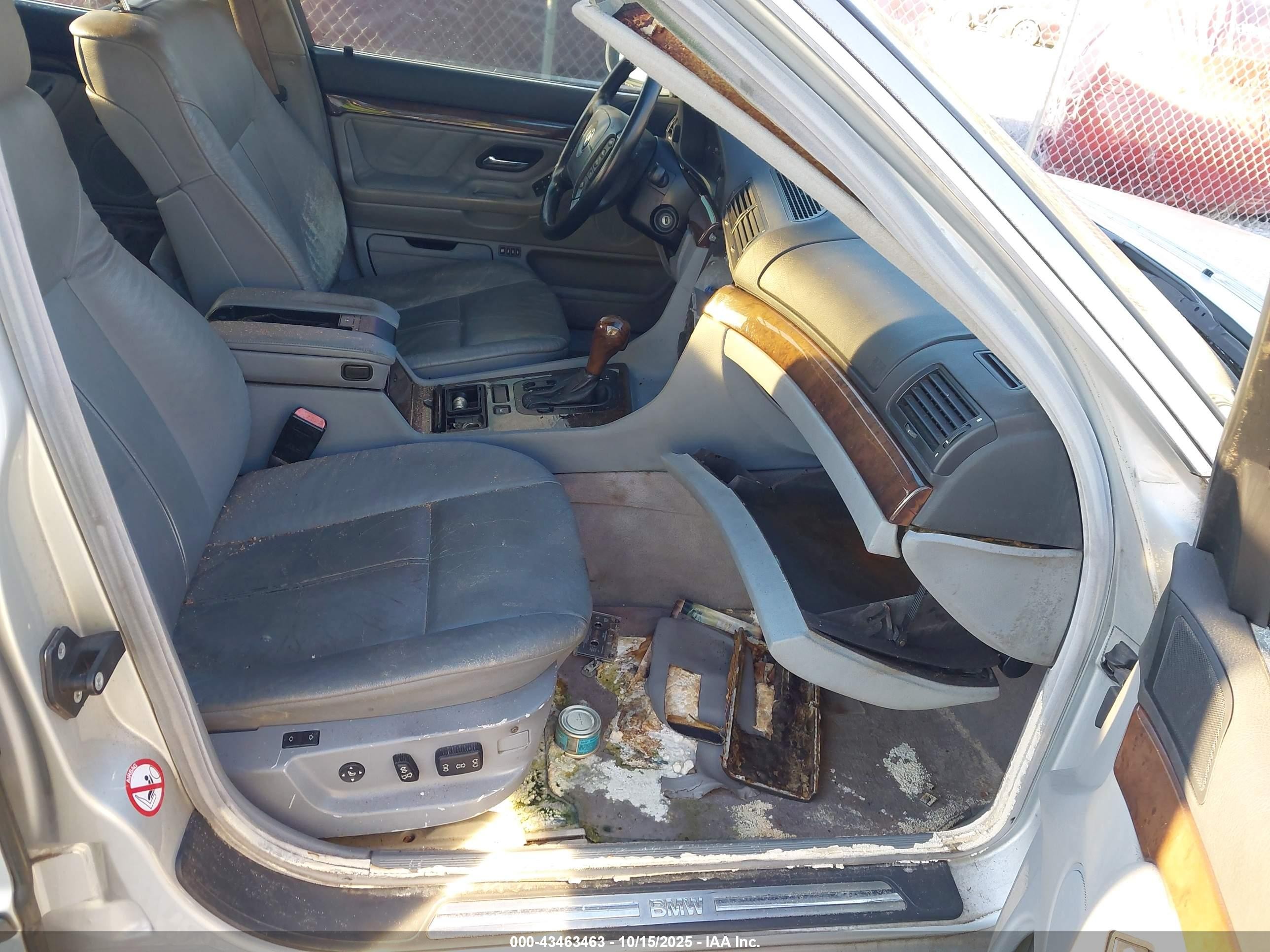 2001 Bmw 740il   Silver vin: WBAGH83441DP20011