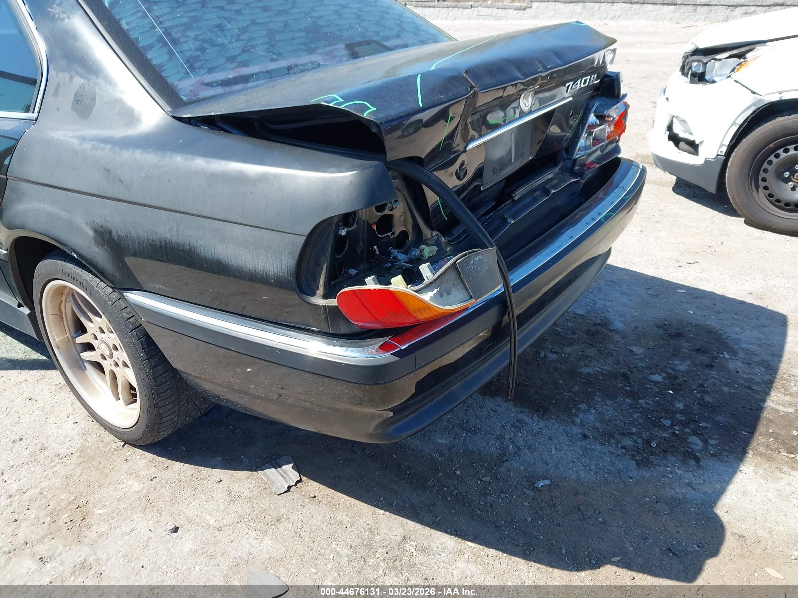 2000 Bmw 740il   Black vin: WBAGH8344YDP09519