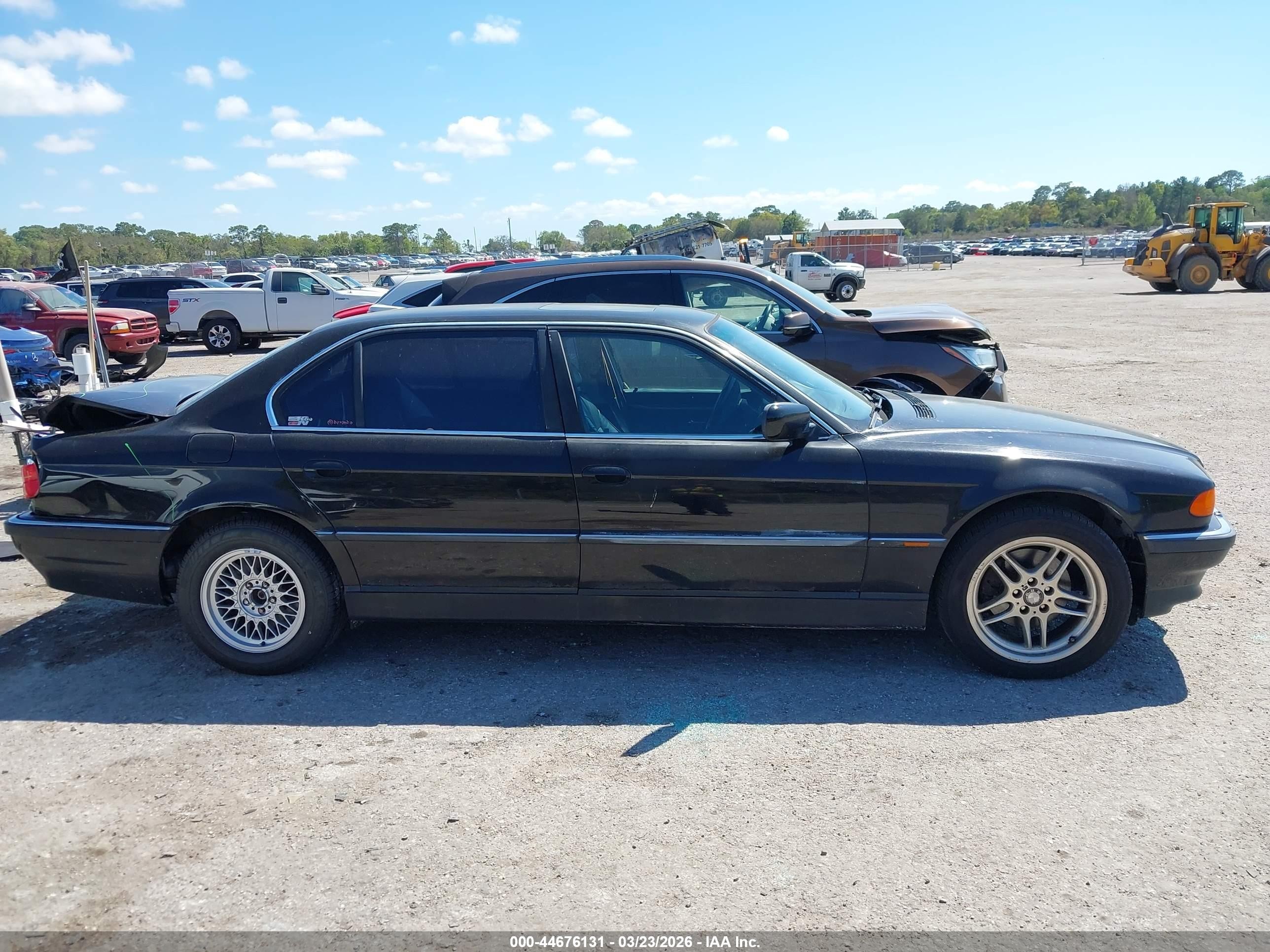 2000 Bmw 740il   Black vin: WBAGH8344YDP09519