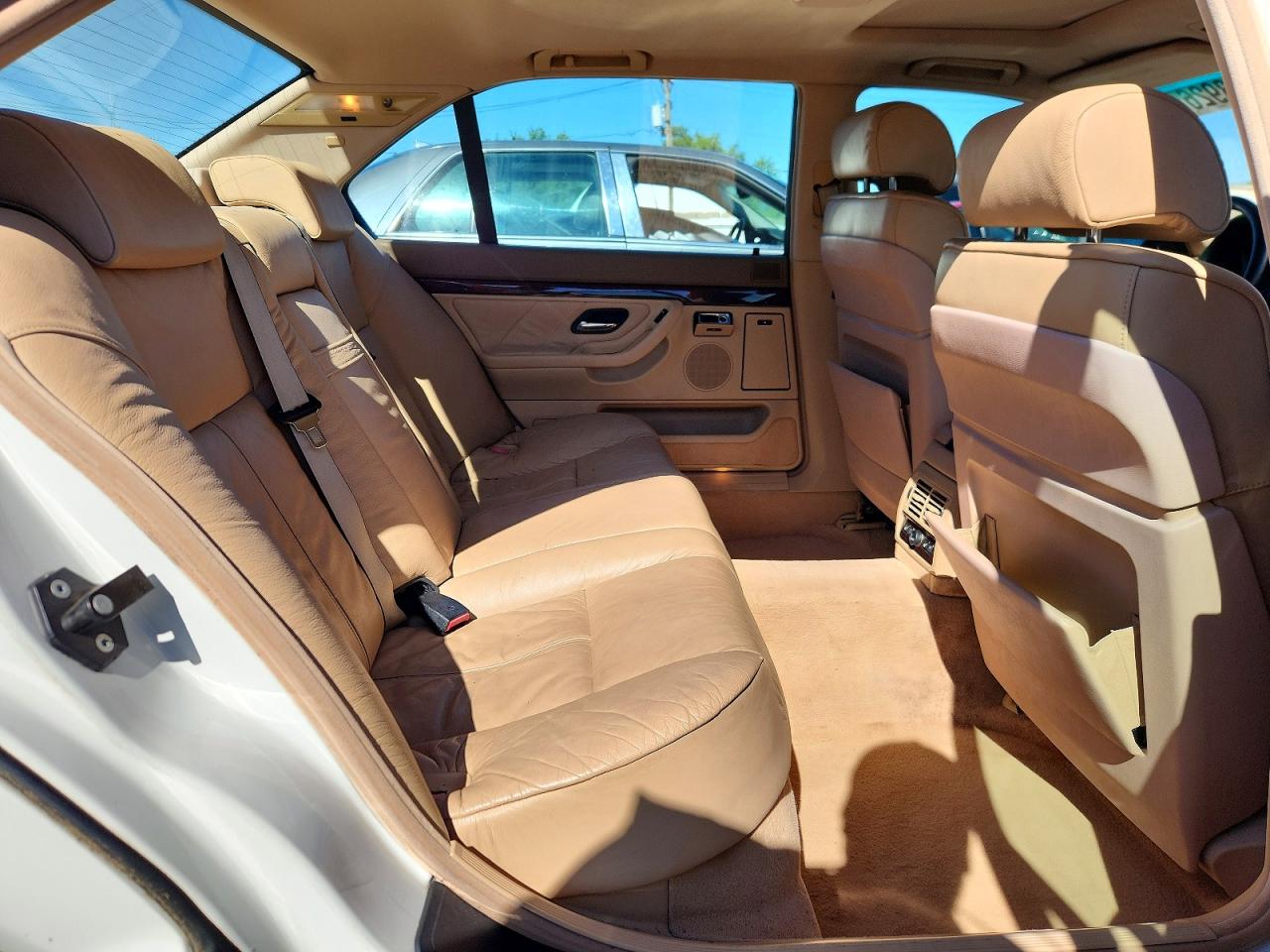 2001 Bmw 740 Il White vin: WBAGH83451DP27940