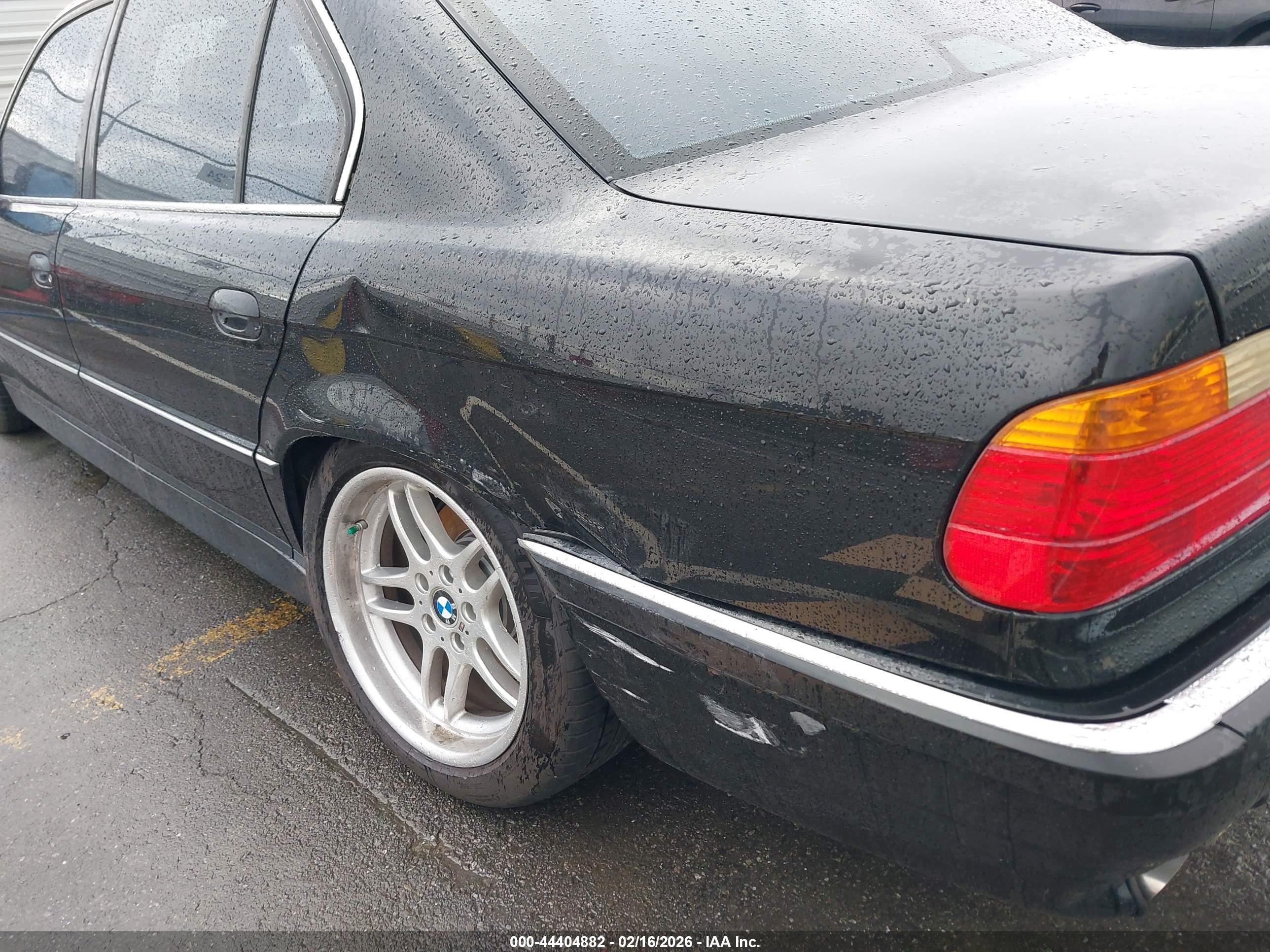2000 Bmw 740il   Black vin: WBAGH8345YDP11120