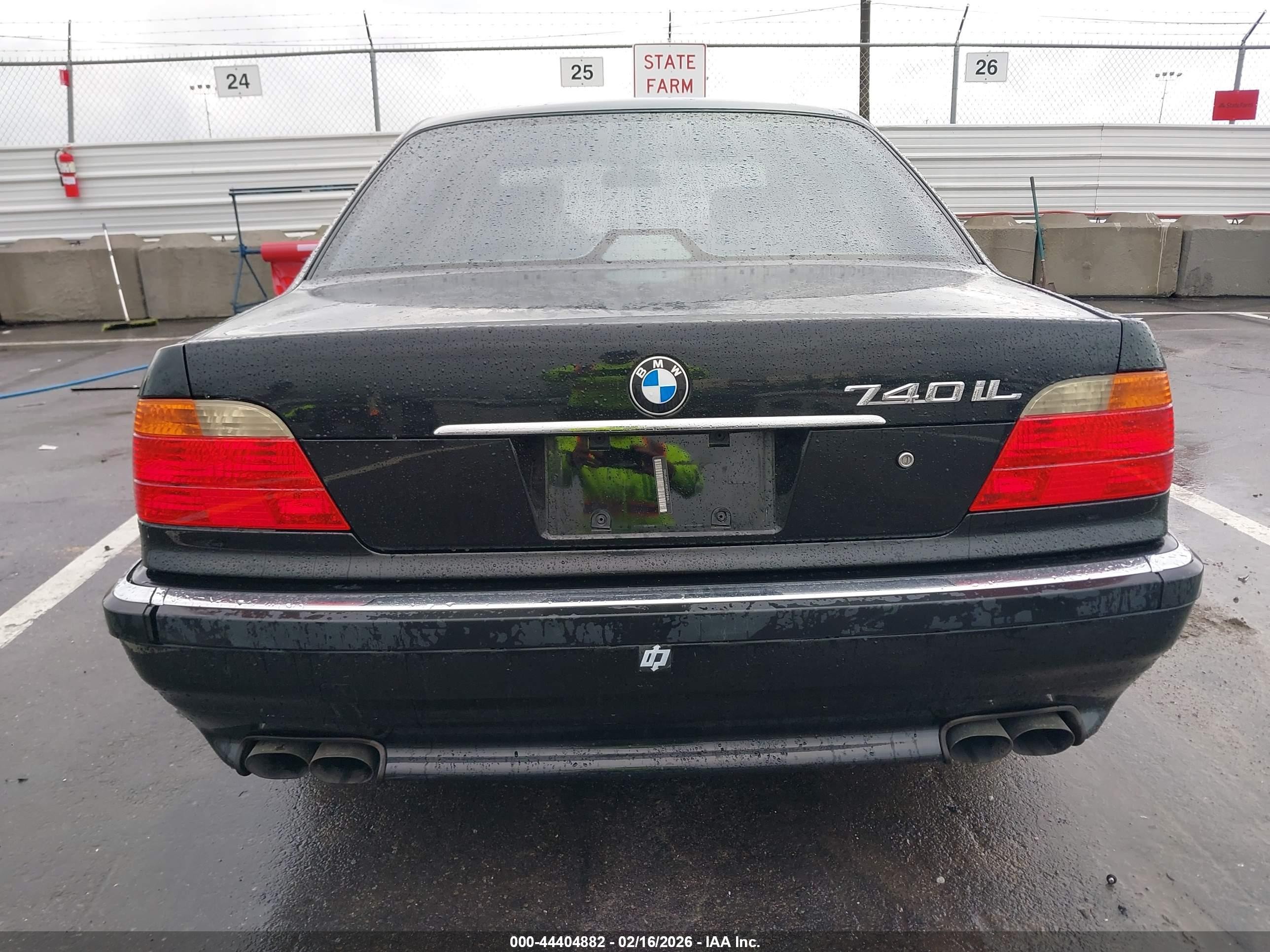 2000 Bmw 740il   Black vin: WBAGH8345YDP11120