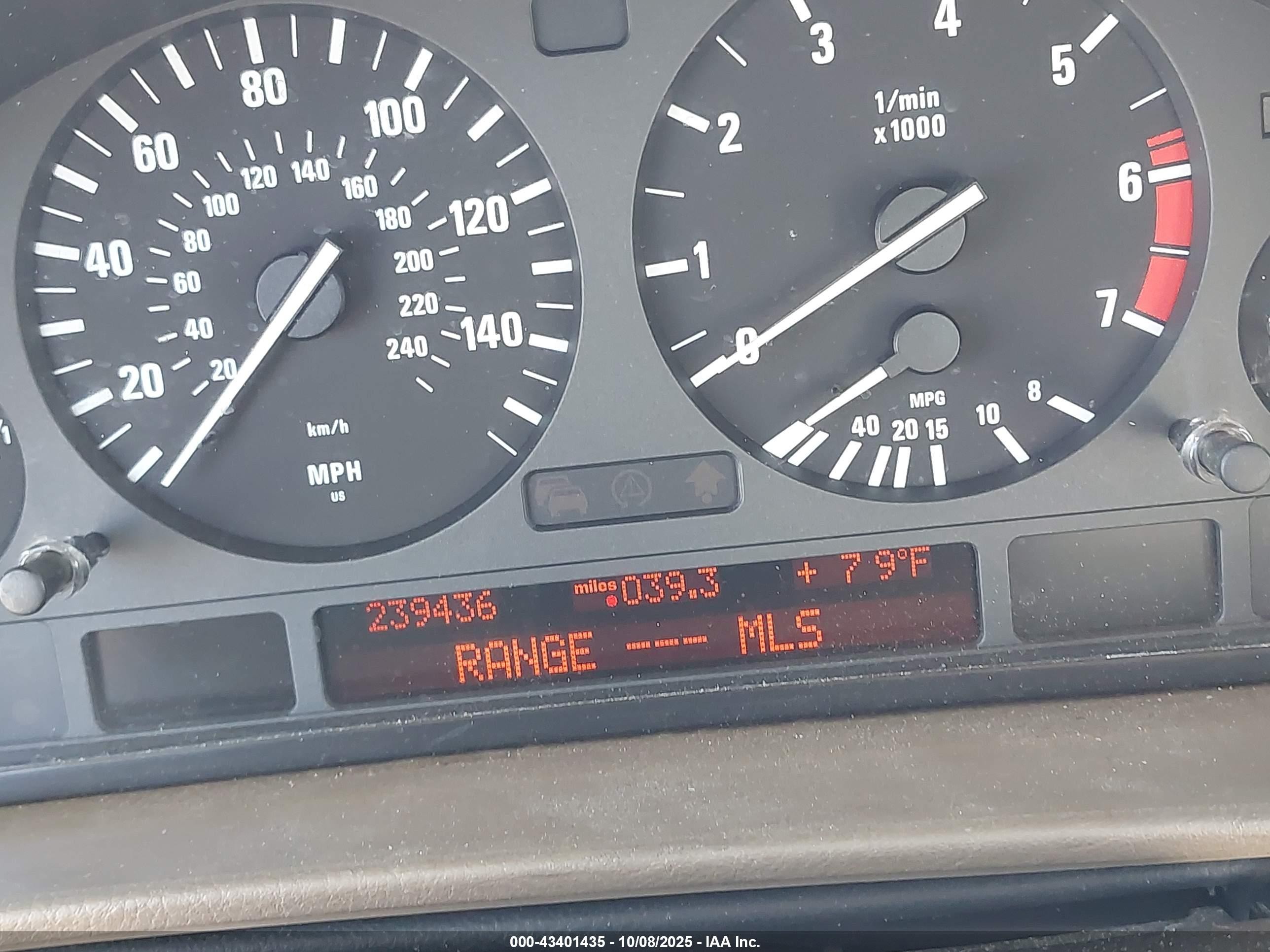 2000 Bmw 740il   Gray vin: WBAGH8347YDP09756