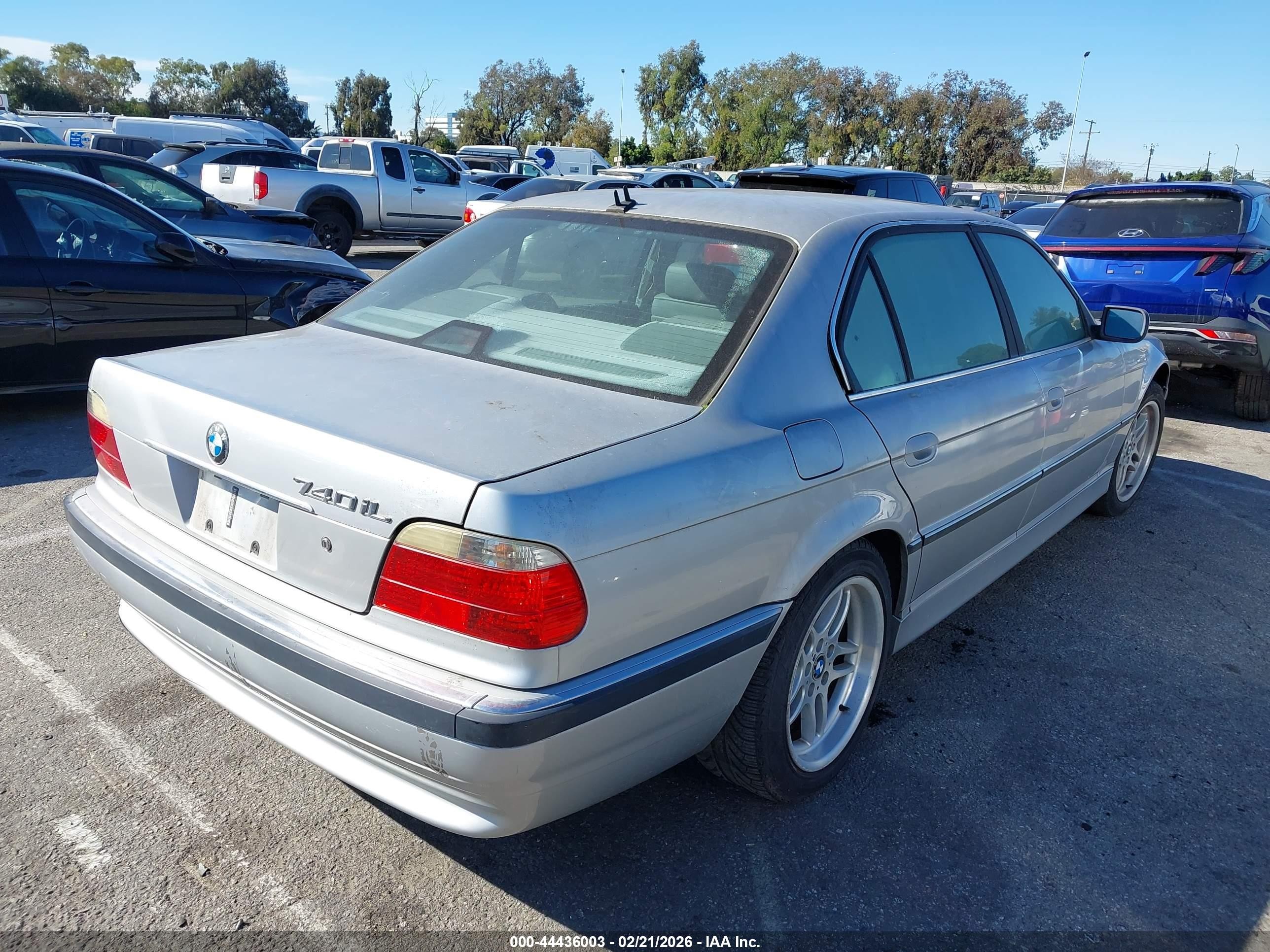 2000 Bmw 740il   Silver vin: WBAGH8347YDP11460