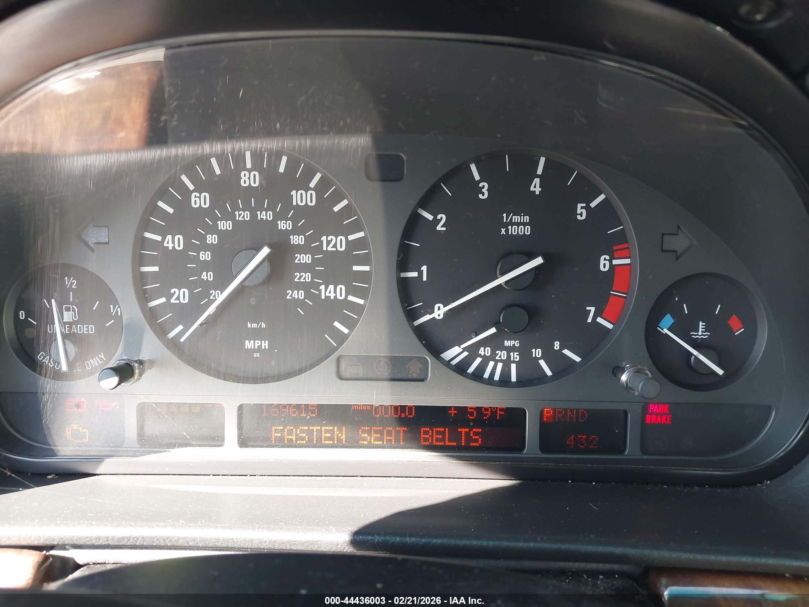 2000 Bmw 740il   Silver vin: WBAGH8347YDP11460