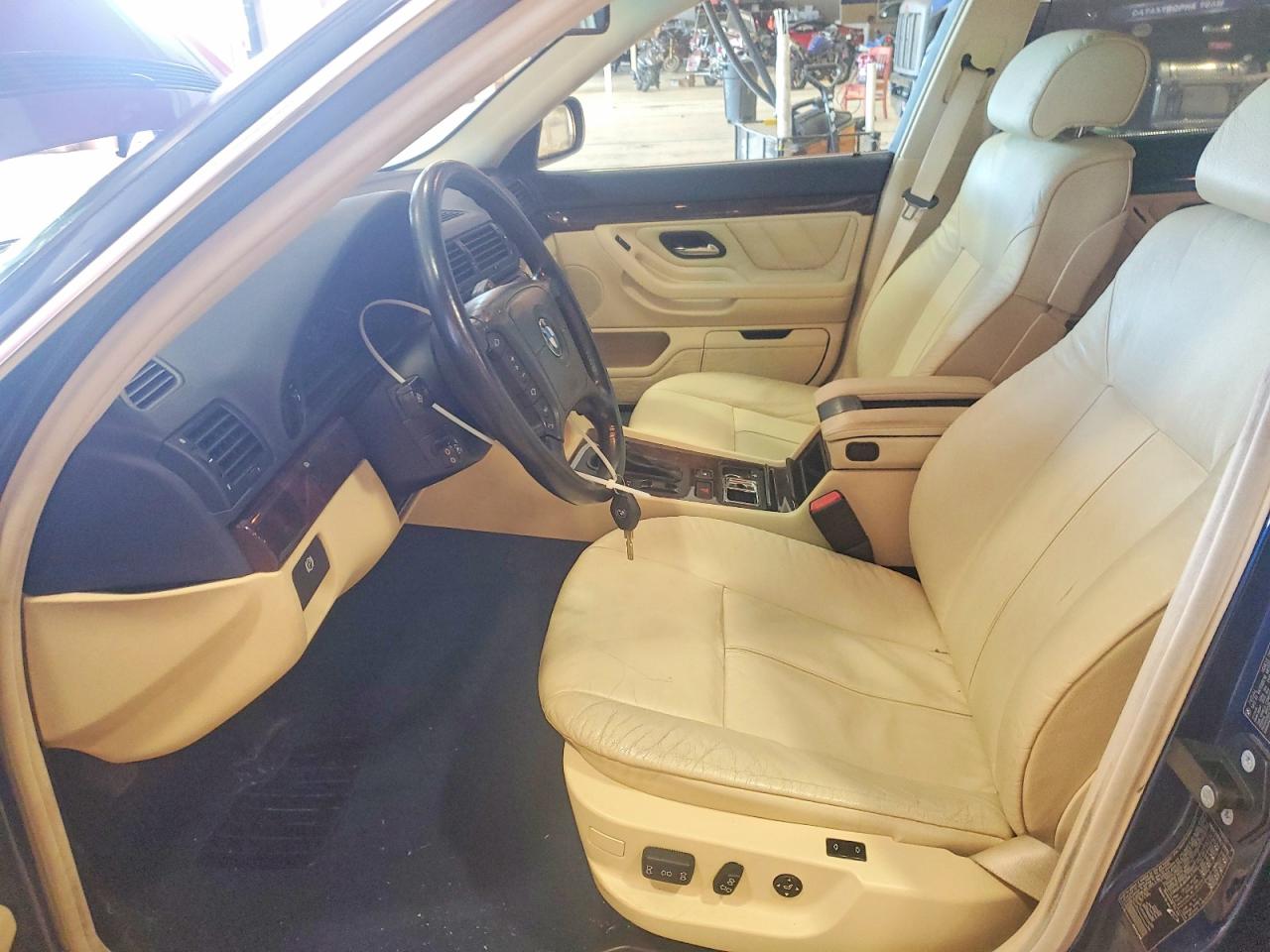 2001 Bmw 740 Il Blue vin: WBAGH83481DP25938