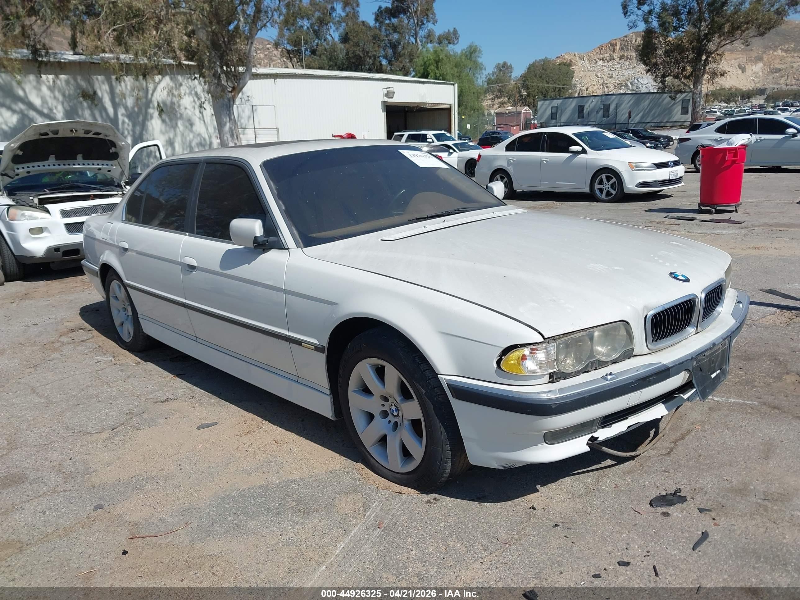 WBAGH834X1DP25682