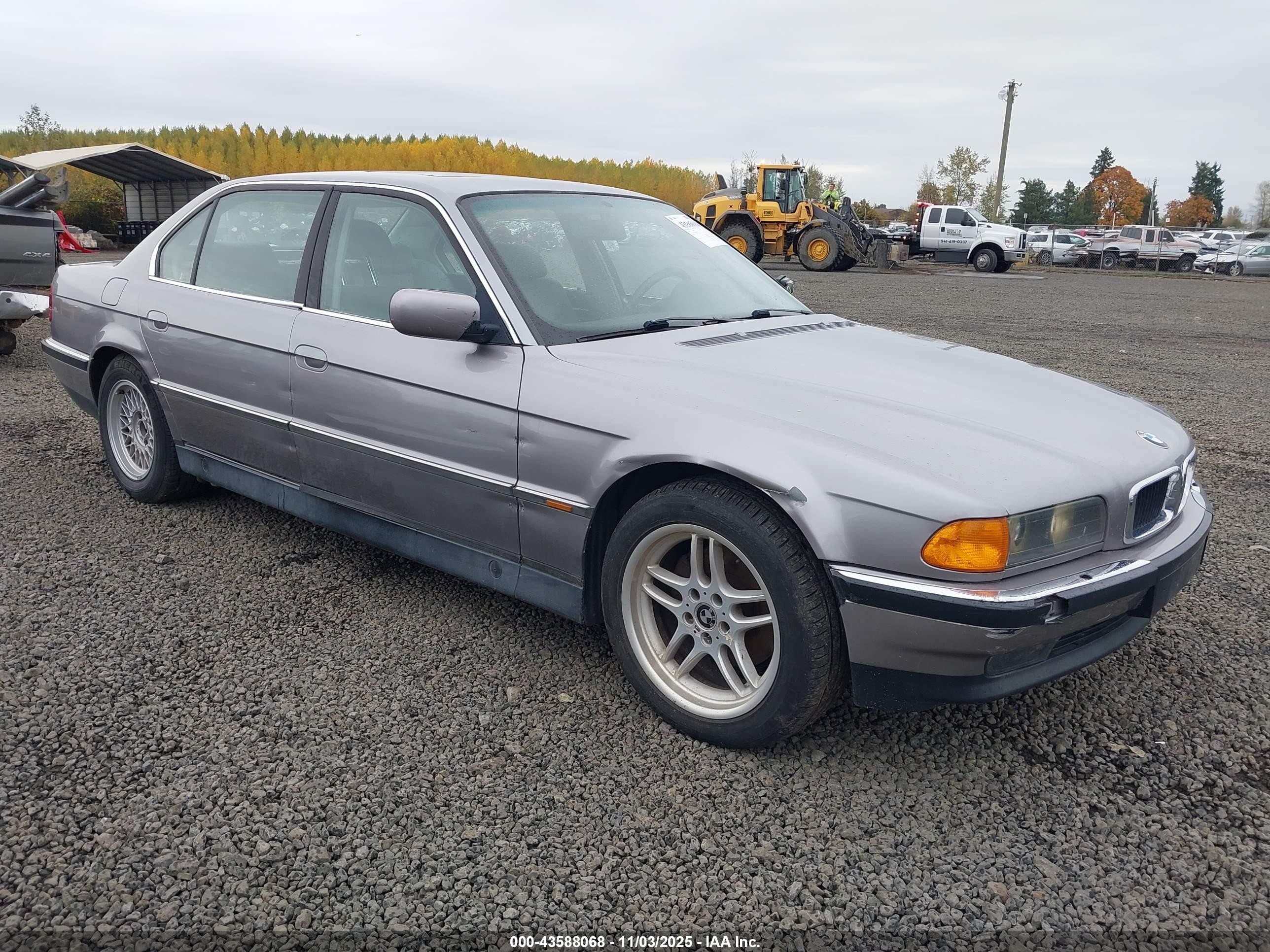1998 Bmw 740il   Gray vin: WBAGJ8327WDM18660
