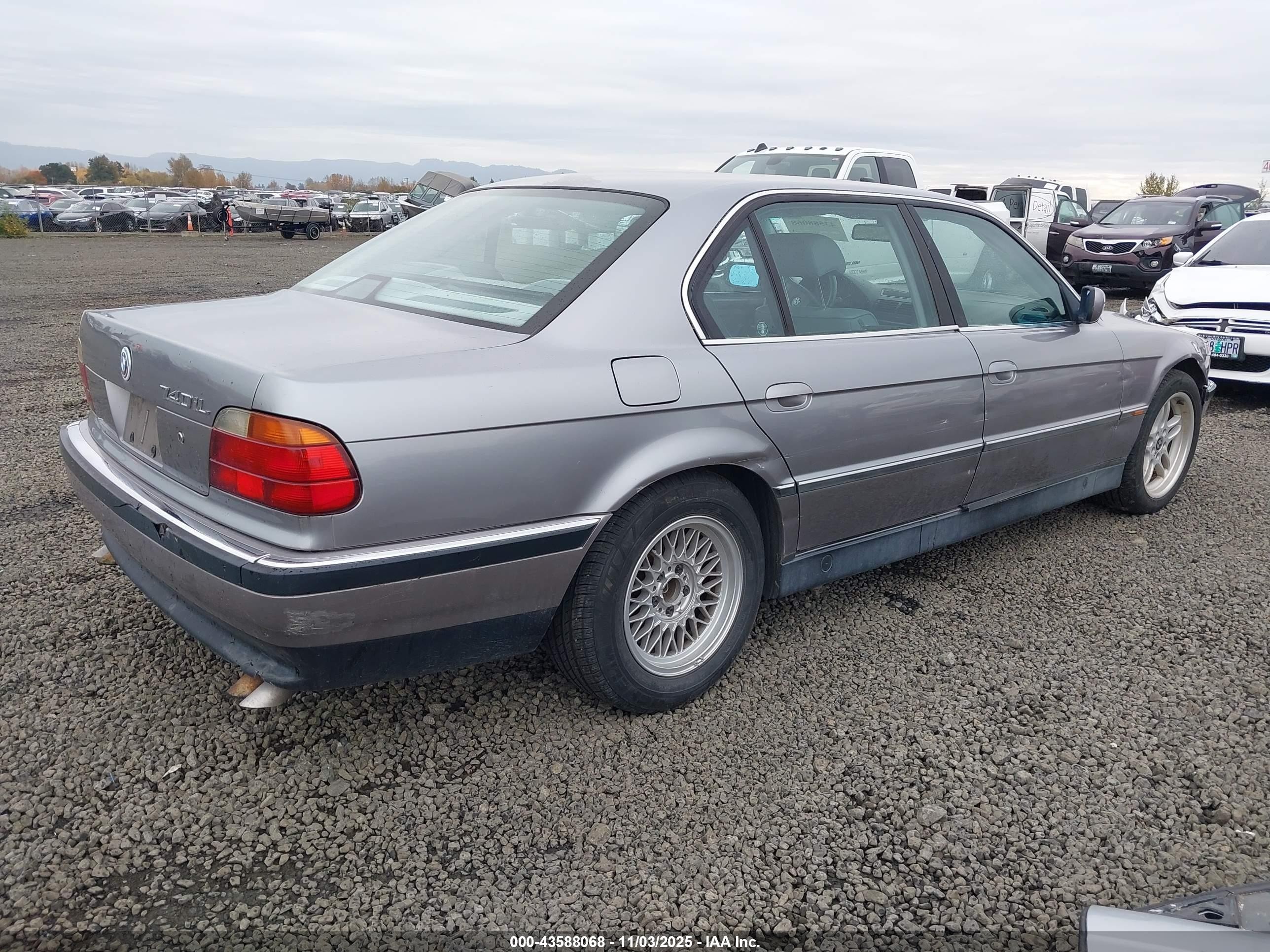 1998 Bmw 740il   Gray vin: WBAGJ8327WDM18660