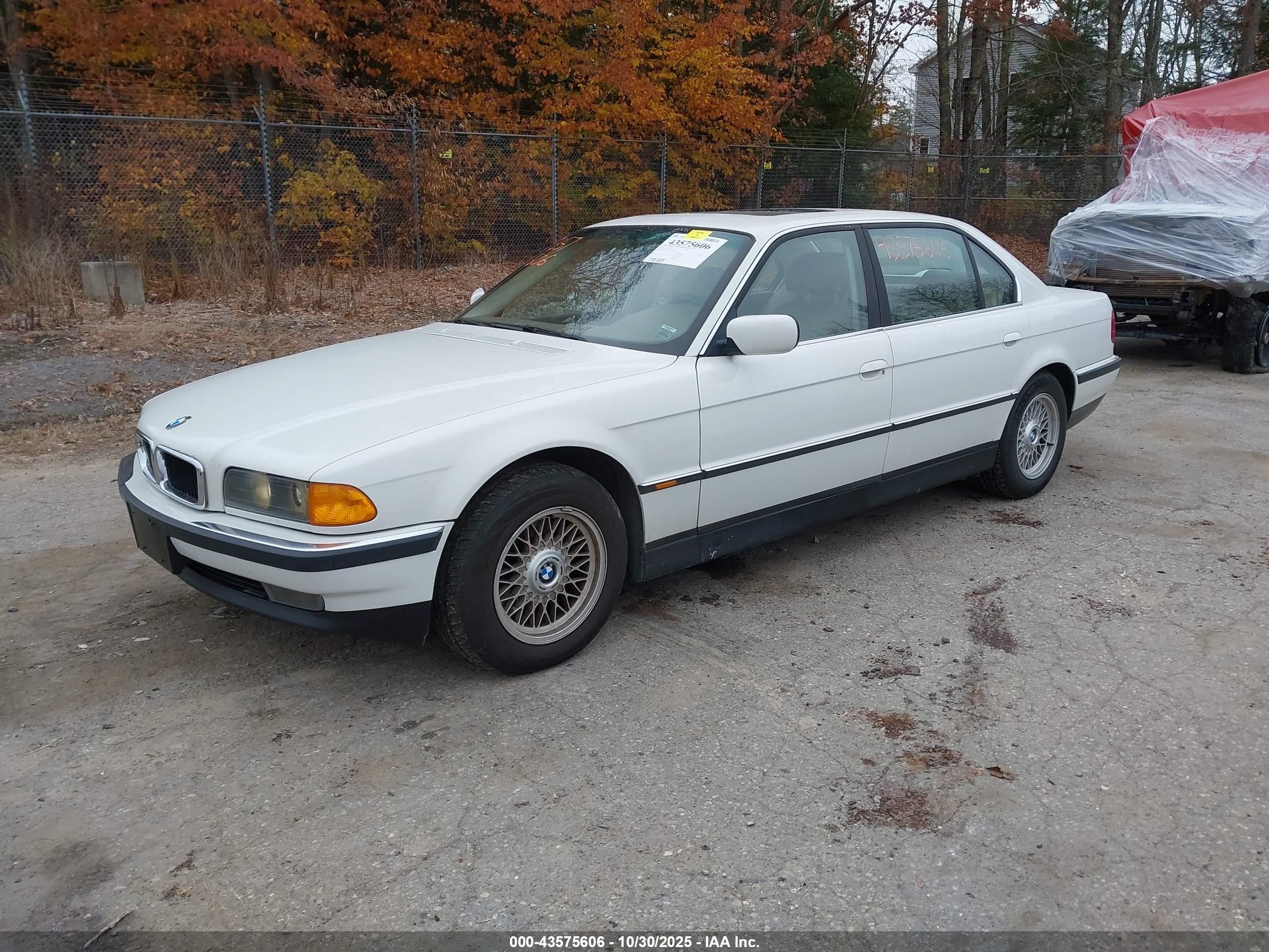 1998 Bmw 740il   Белый vin: WBAGJ832XWDM20905