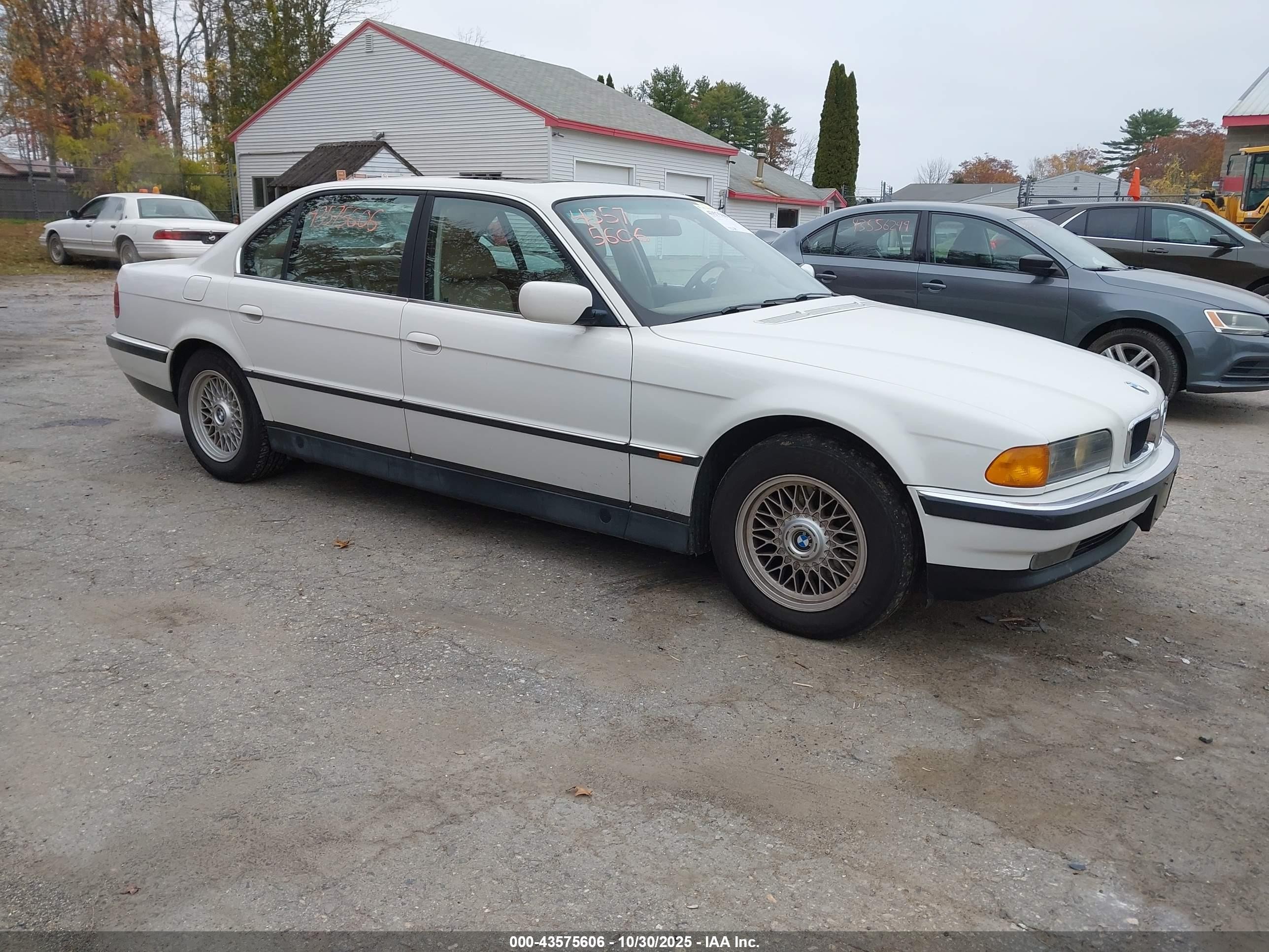 1998 Bmw 740il   Белый vin: WBAGJ832XWDM20905