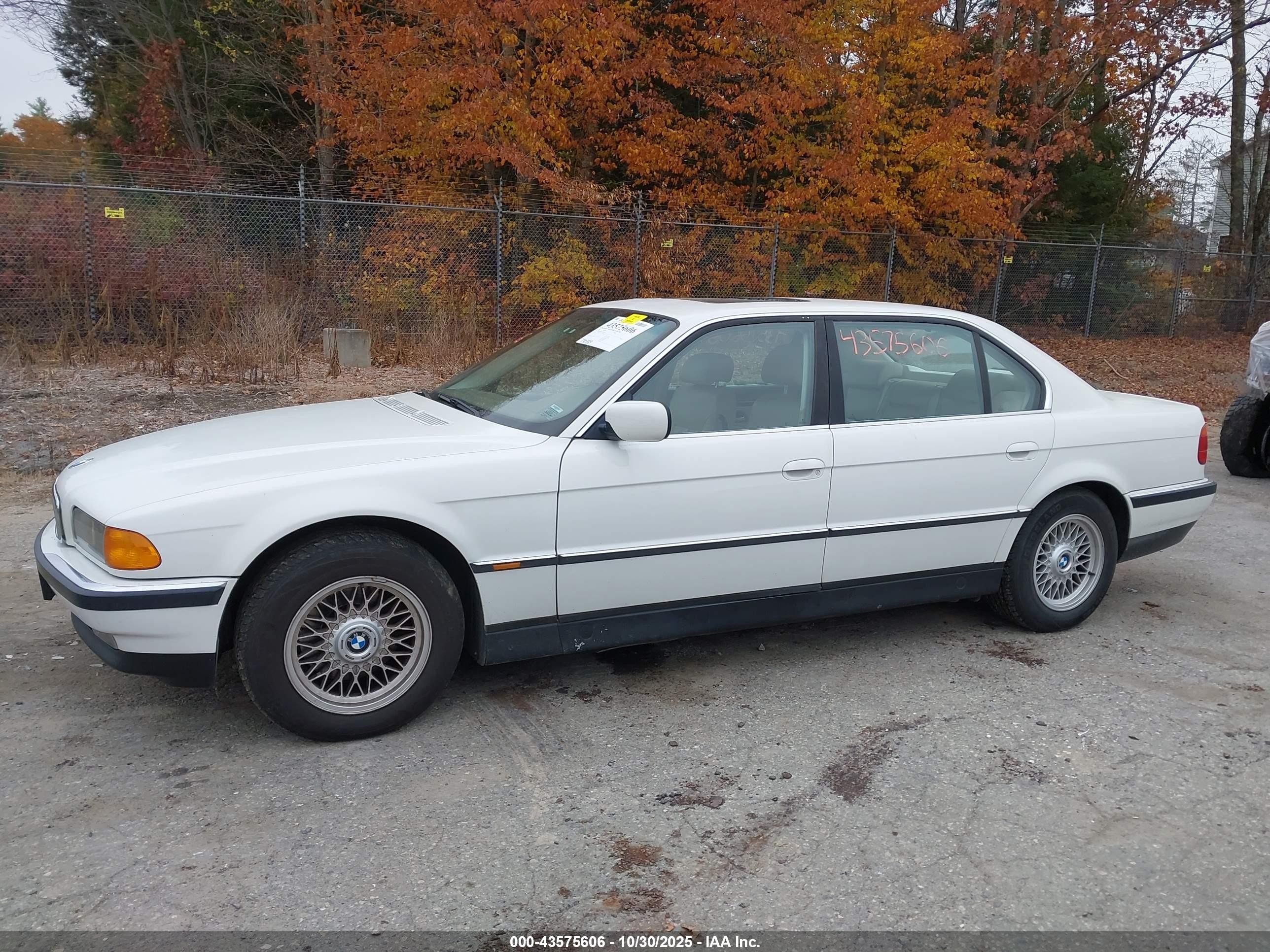 1998 Bmw 740il   Белый vin: WBAGJ832XWDM20905