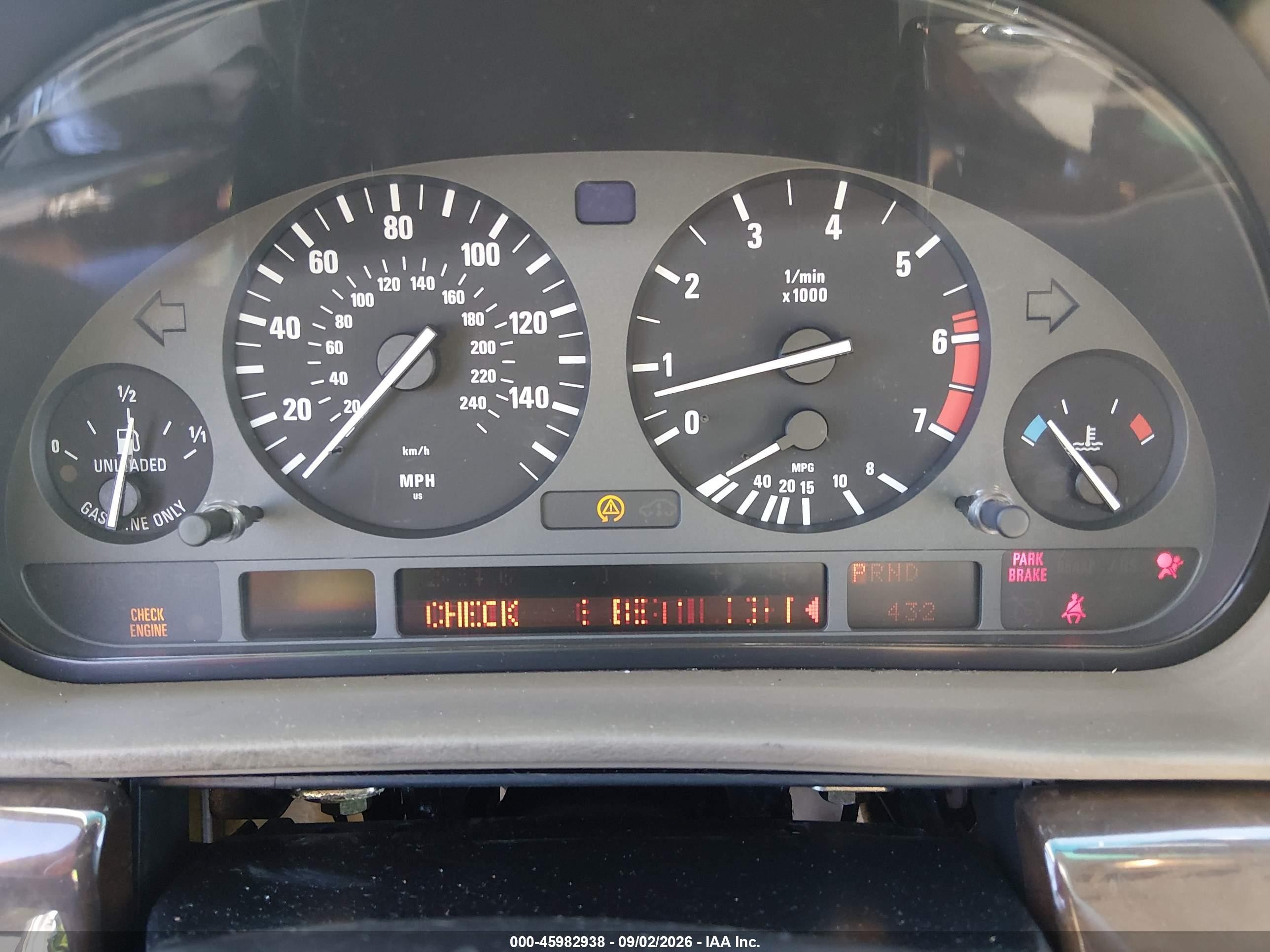 1998 Bmw 740il   White vin: WBAGJ832XWDM22542