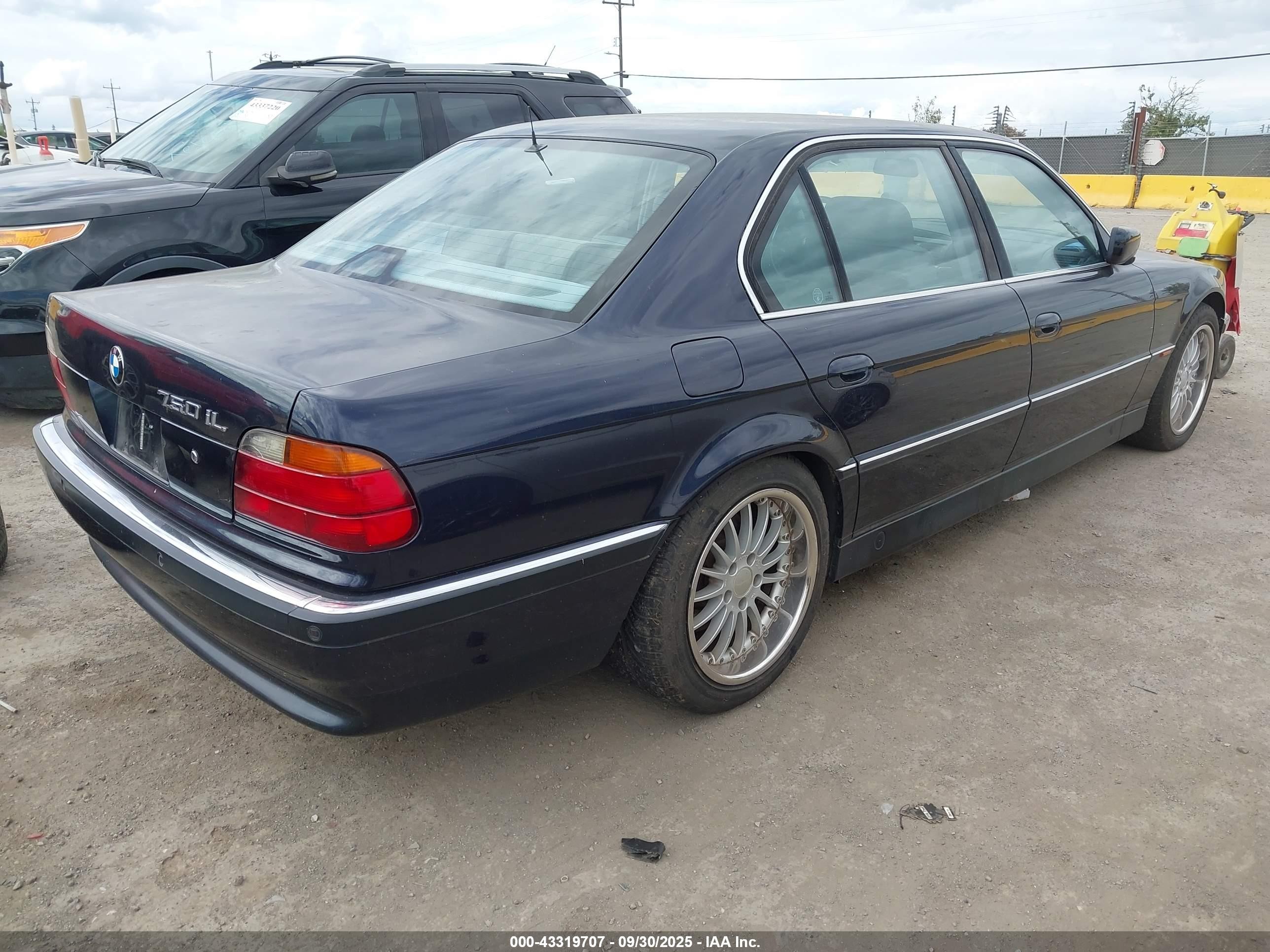 1998 Bmw 750il Blue vin: WBAGK2321WDH69822
